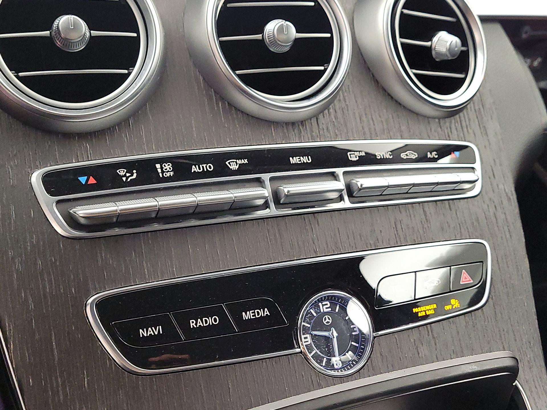 Thumbnail: 2021 Mercedes-Benz C-Class - 16