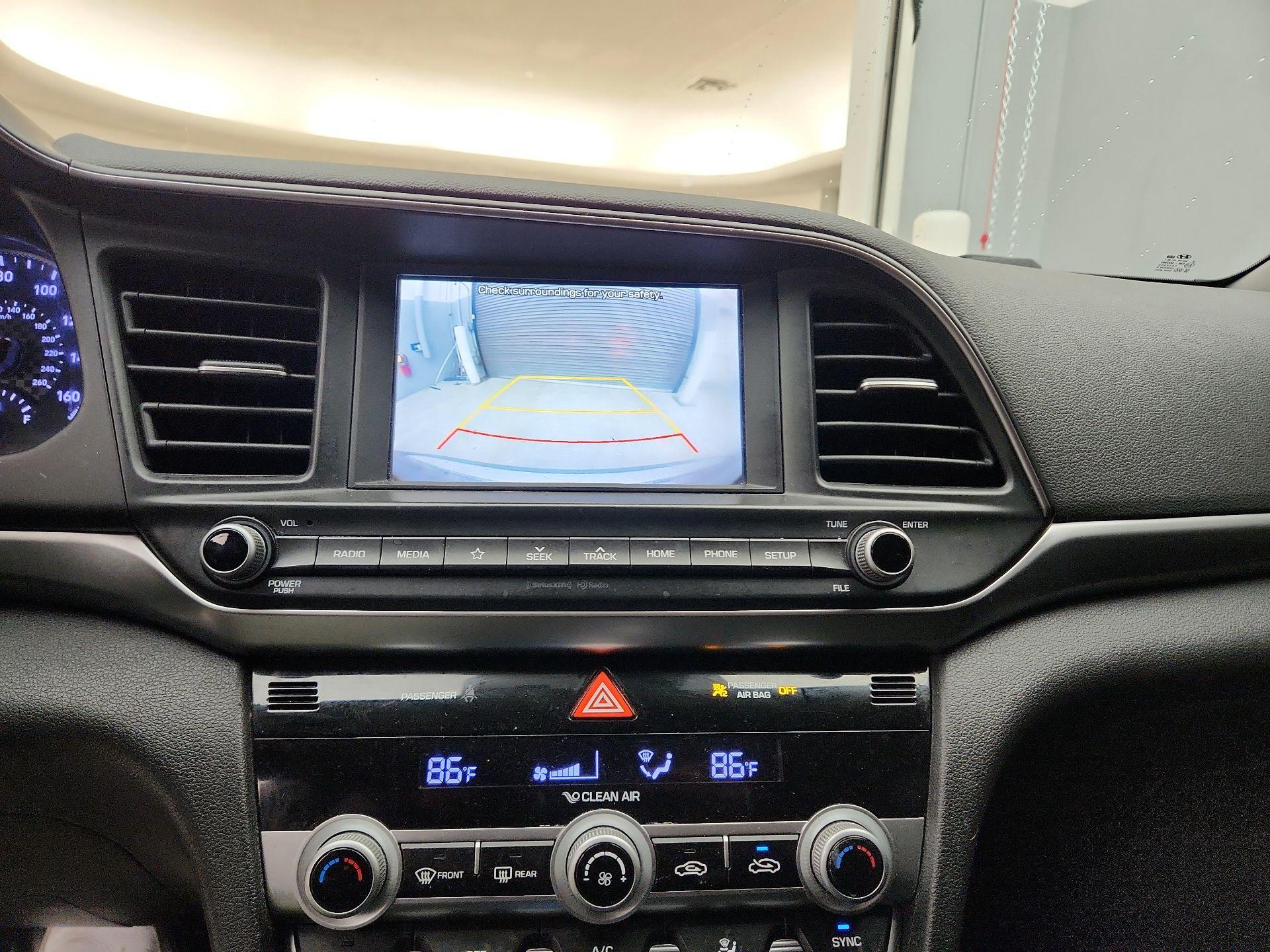 Thumbnail: 2020 Hyundai Elantra - 14