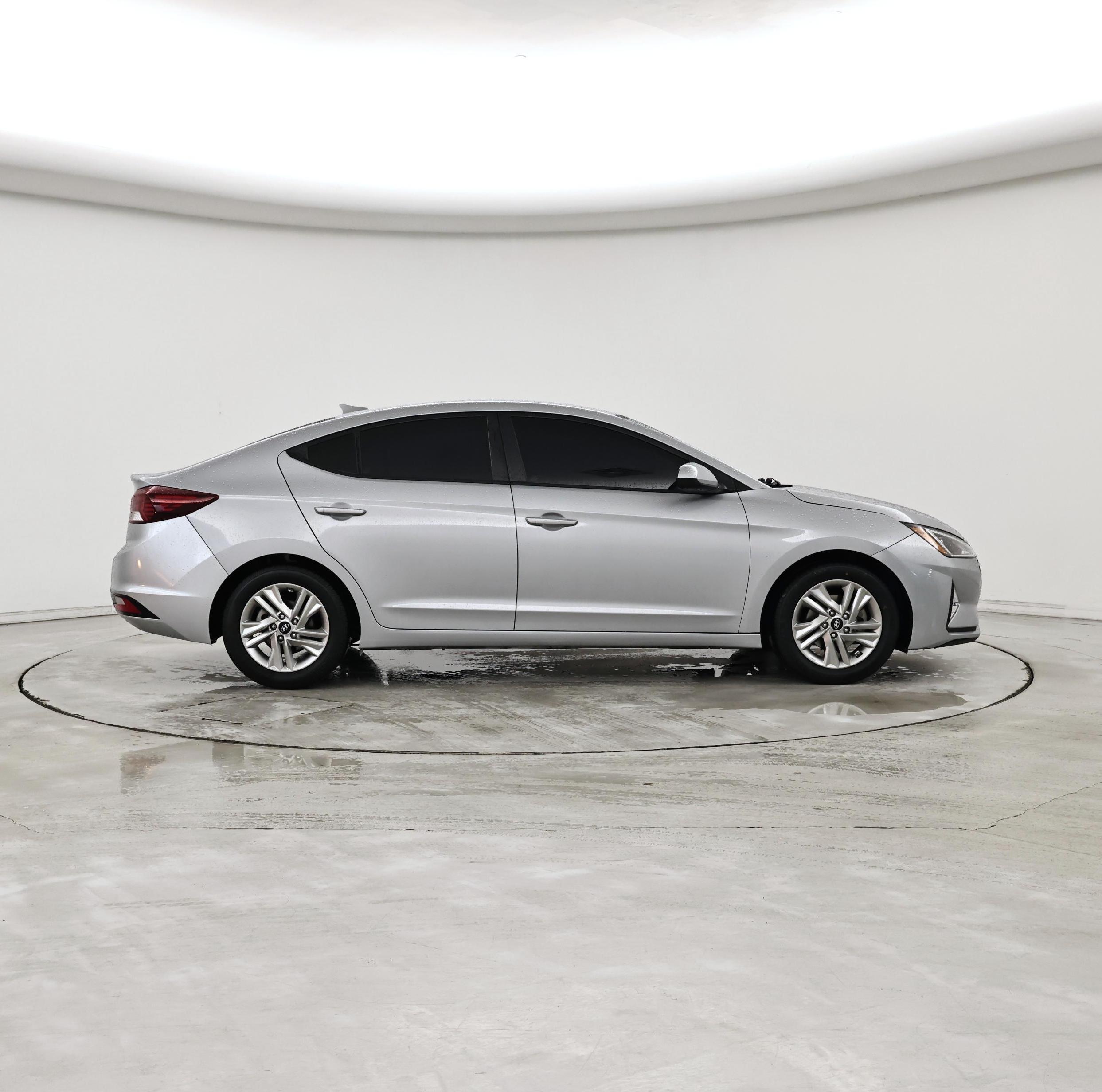 Thumbnail: 2020 Hyundai Elantra - 7