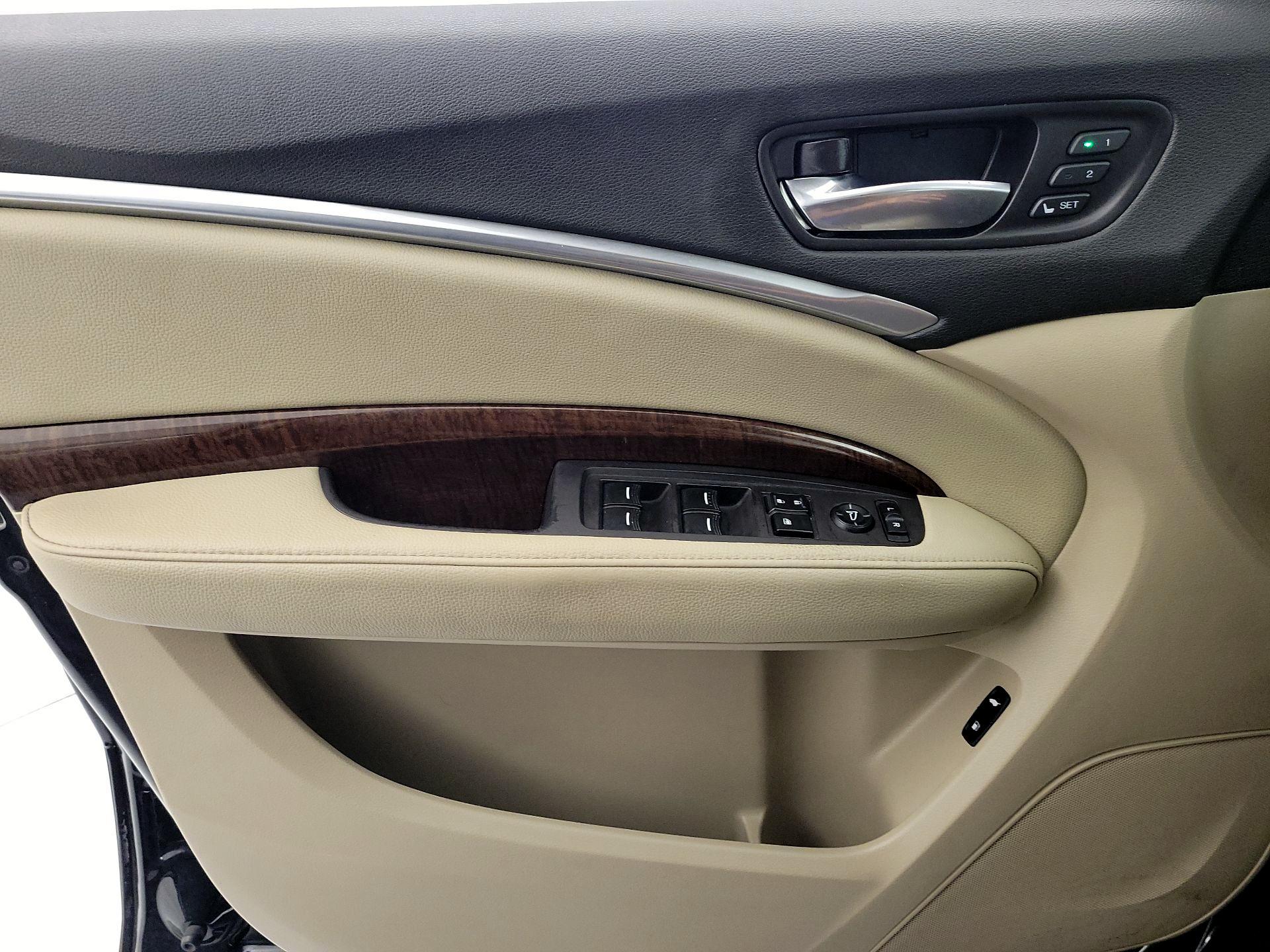 Thumbnail: 2020 Acura MDX - 12