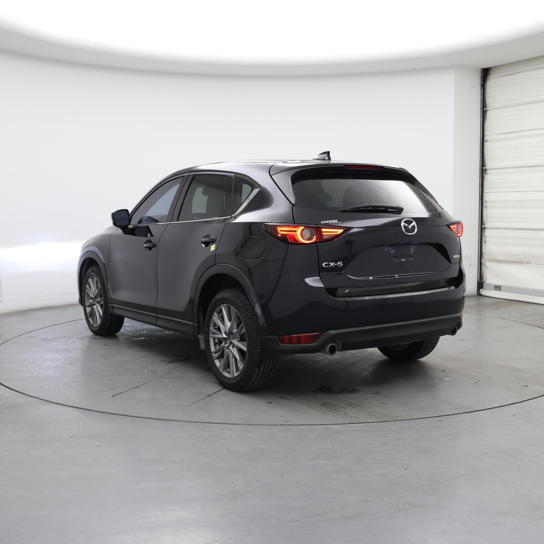 Thumbnail: 2021 Mazda CX-5 - 2