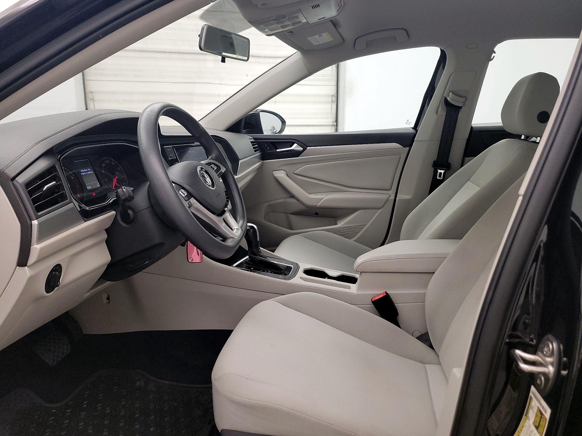 Thumbnail: 2020 Volkswagen Jetta - 11