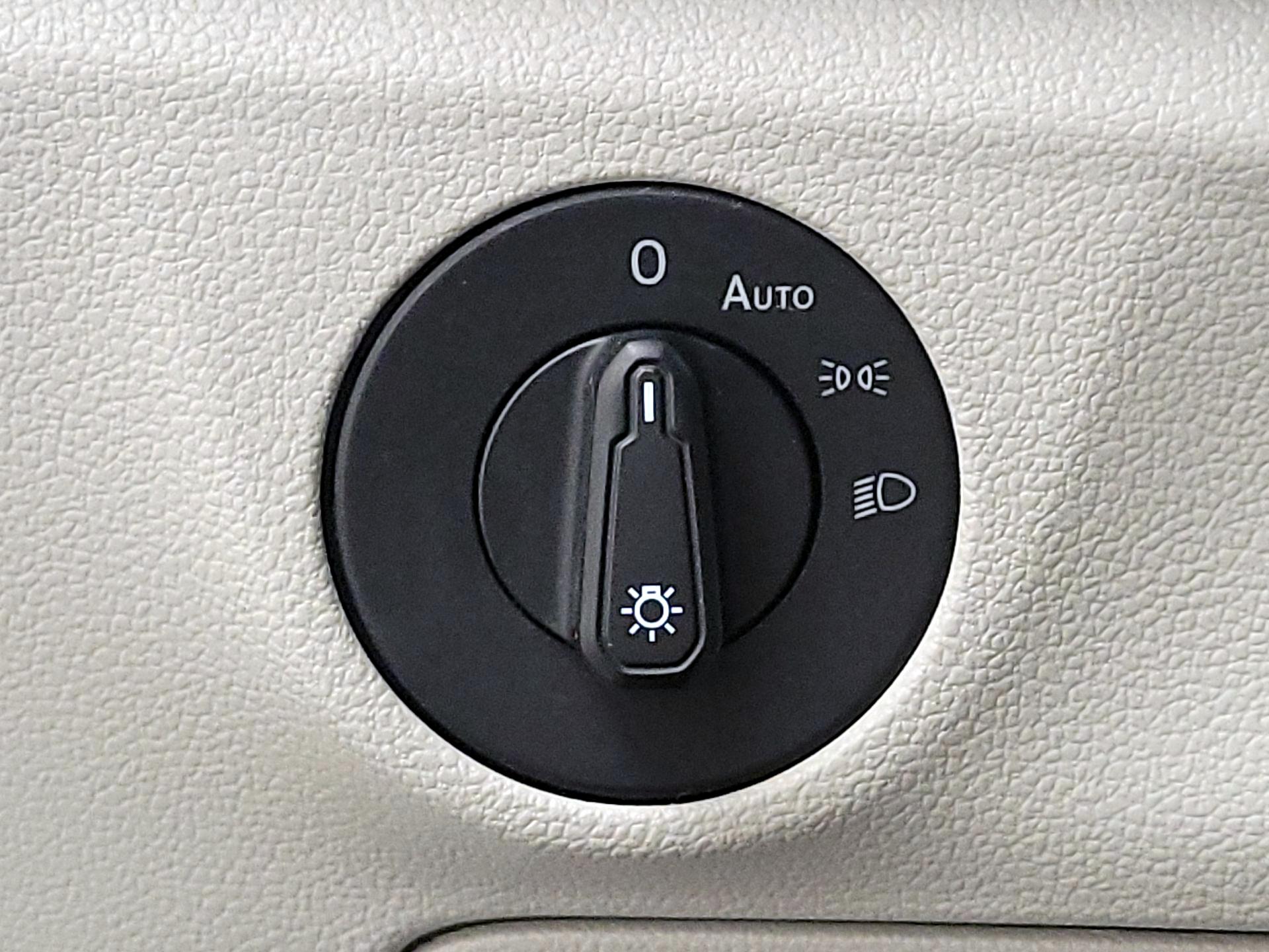 Thumbnail: 2020 Volkswagen Jetta - 13