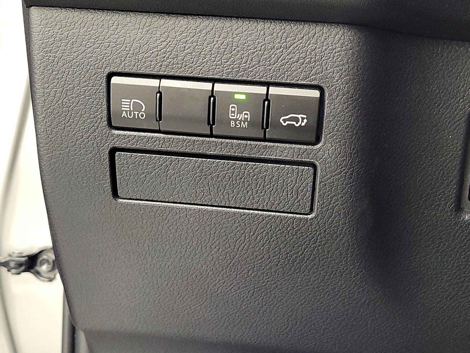 Thumbnail: 2021 Lexus NX - 13