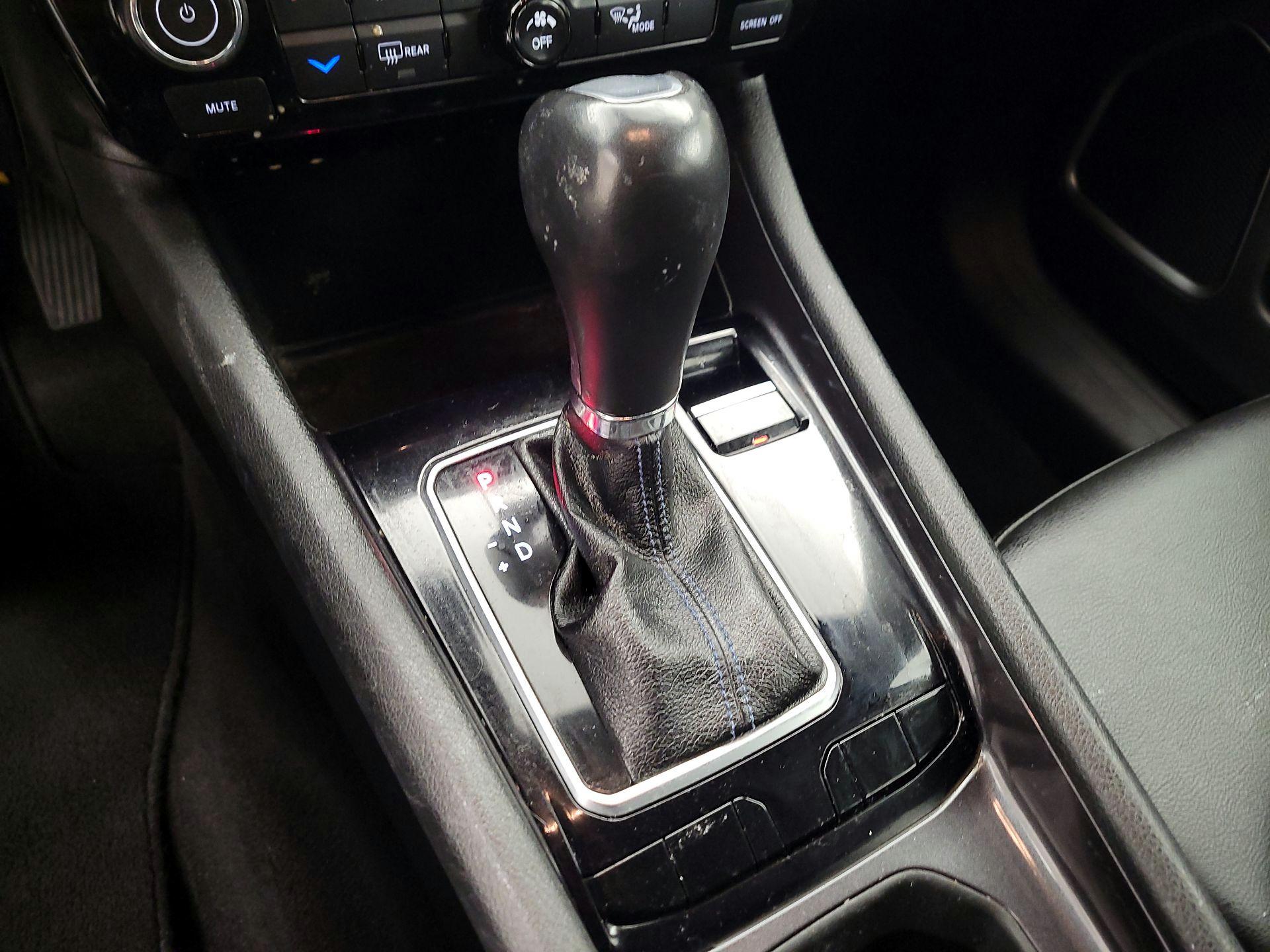 Thumbnail: 2022 Jeep Compass - 17