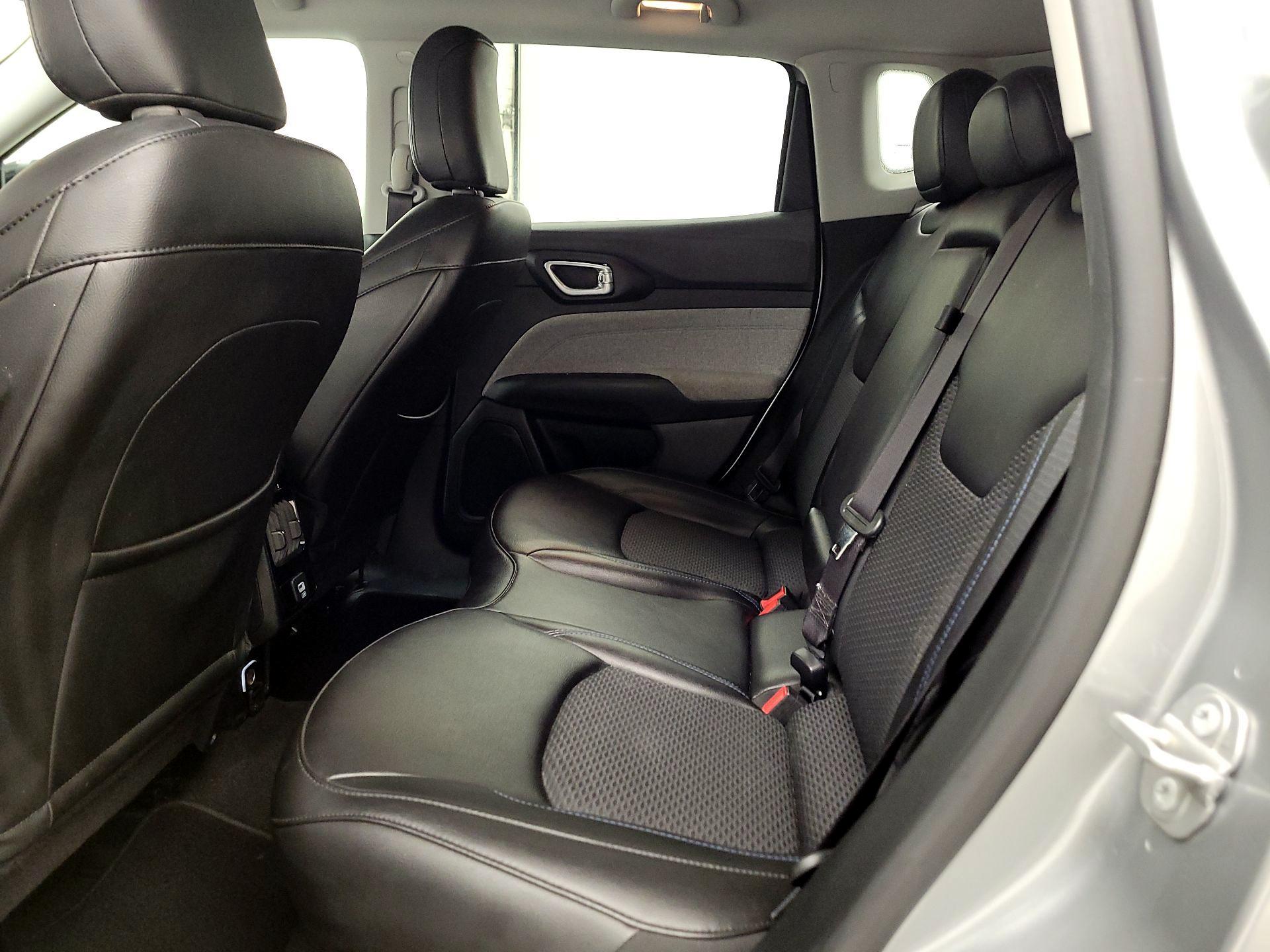 Thumbnail: 2022 Jeep Compass - 19