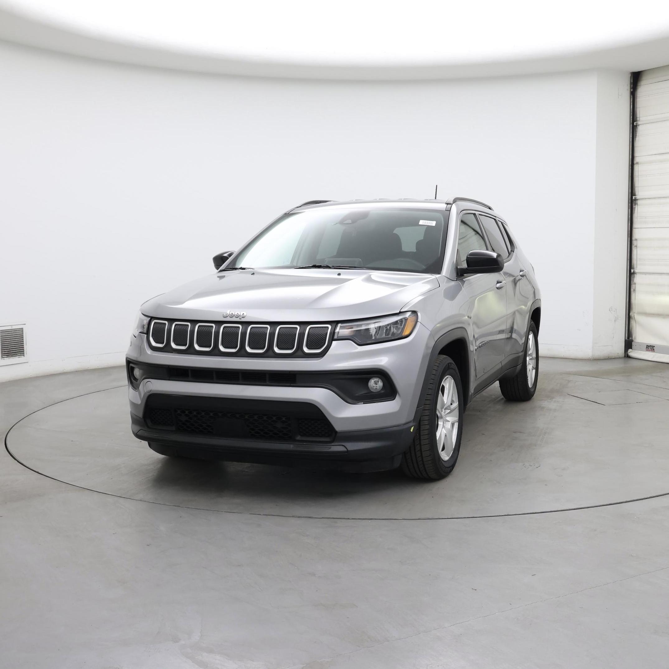 Thumbnail: 2022 Jeep Compass - 4