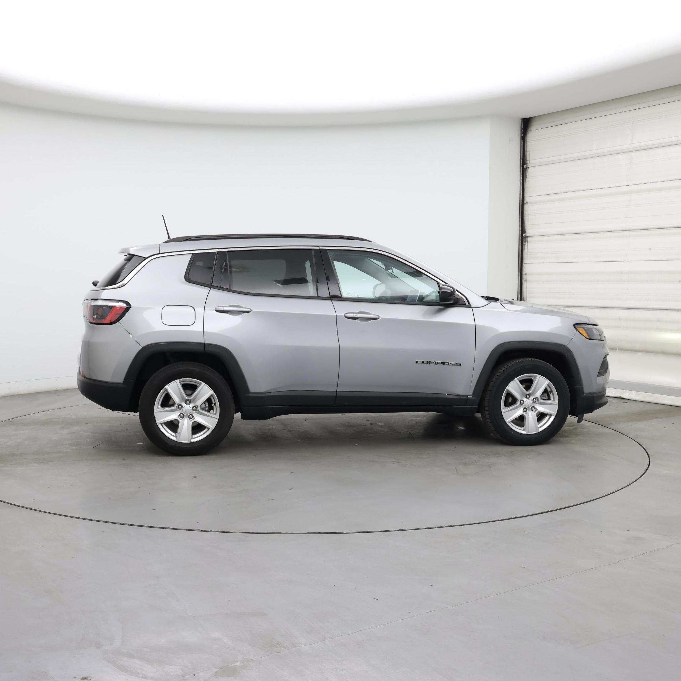 Thumbnail: 2022 Jeep Compass - 7