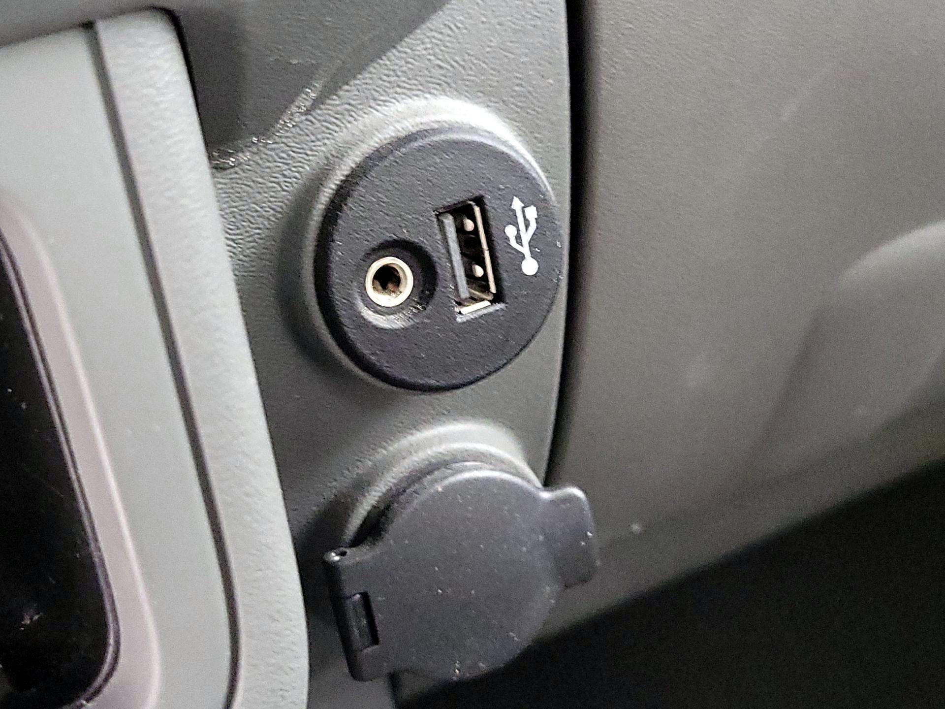 Thumbnail: 2021 Nissan Frontier - 18