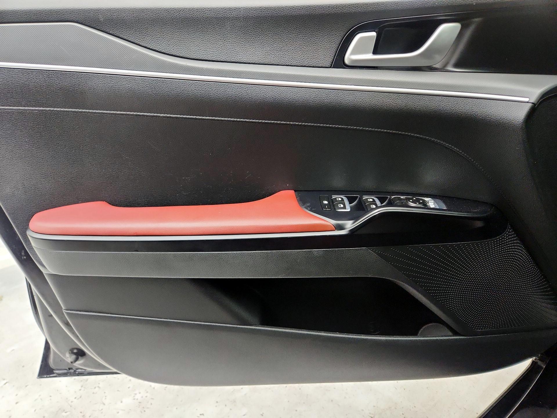 Thumbnail: 2022 Kia K5 - 12