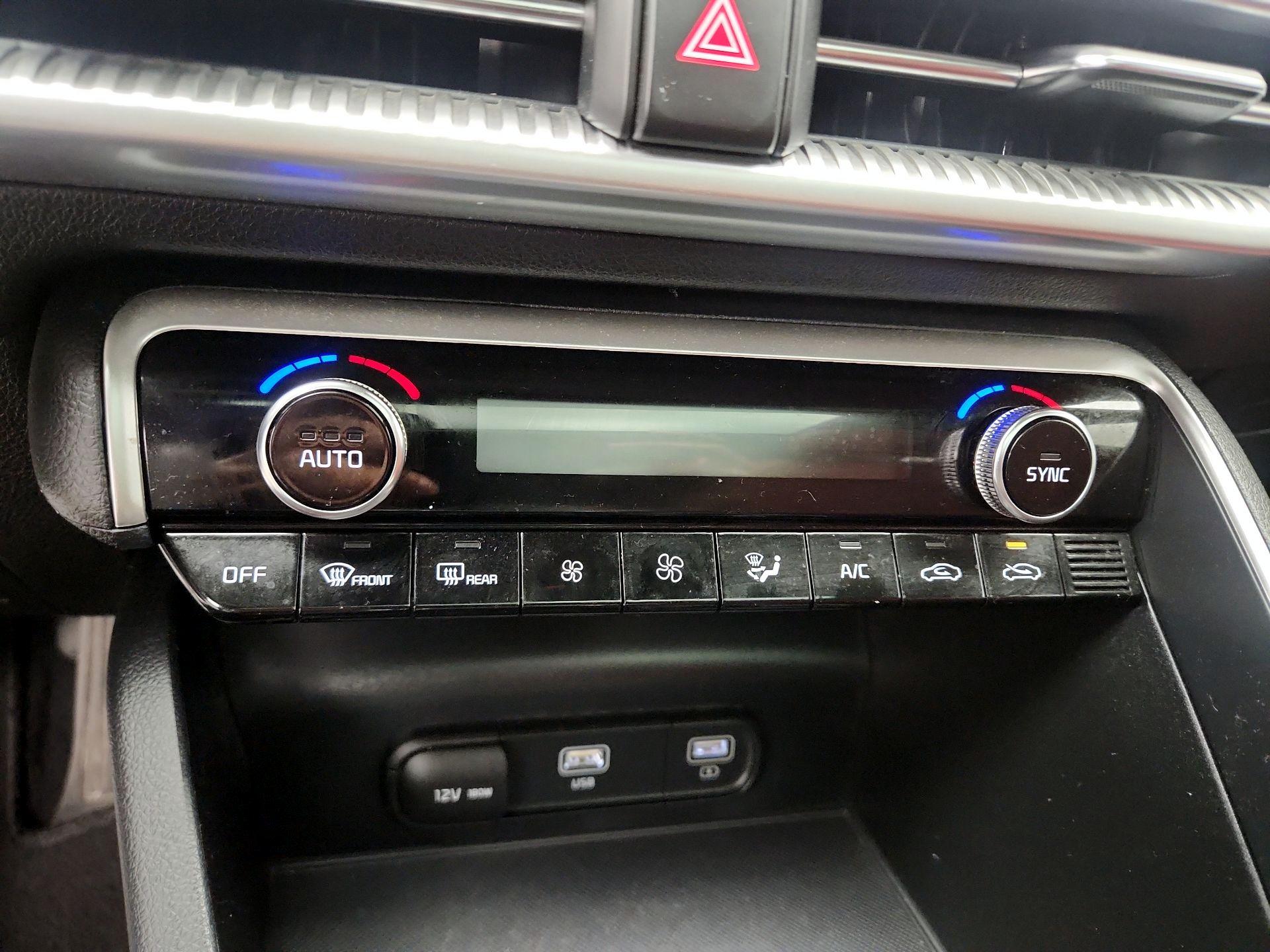 Thumbnail: 2022 Kia K5 - 17