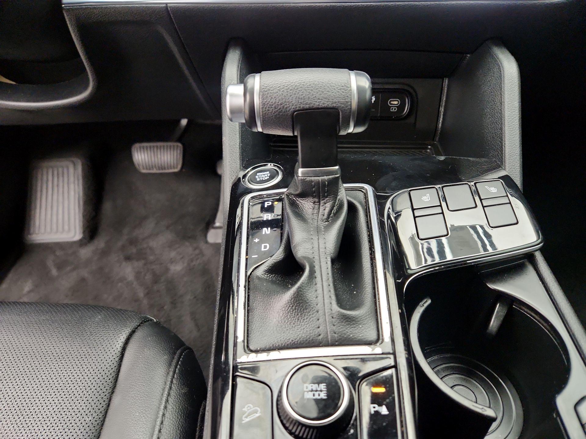 Thumbnail: 2023 Kia Sportage - 18