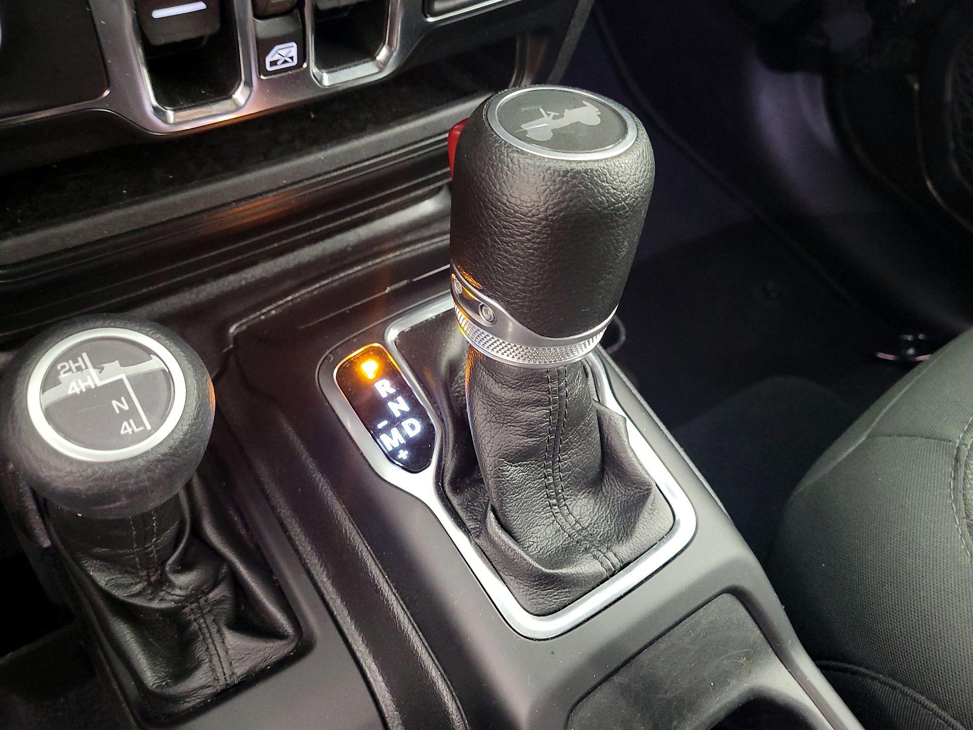 Thumbnail: 2022 Jeep Wrangler - 17