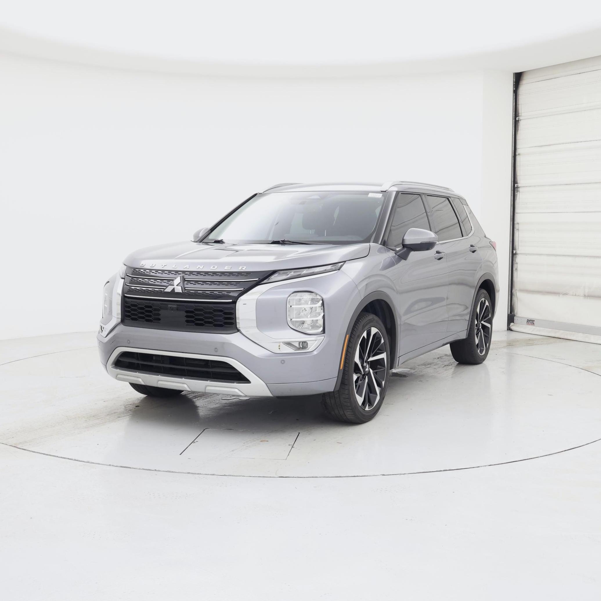 Thumbnail: 2022 Mitsubishi Outlander - 4