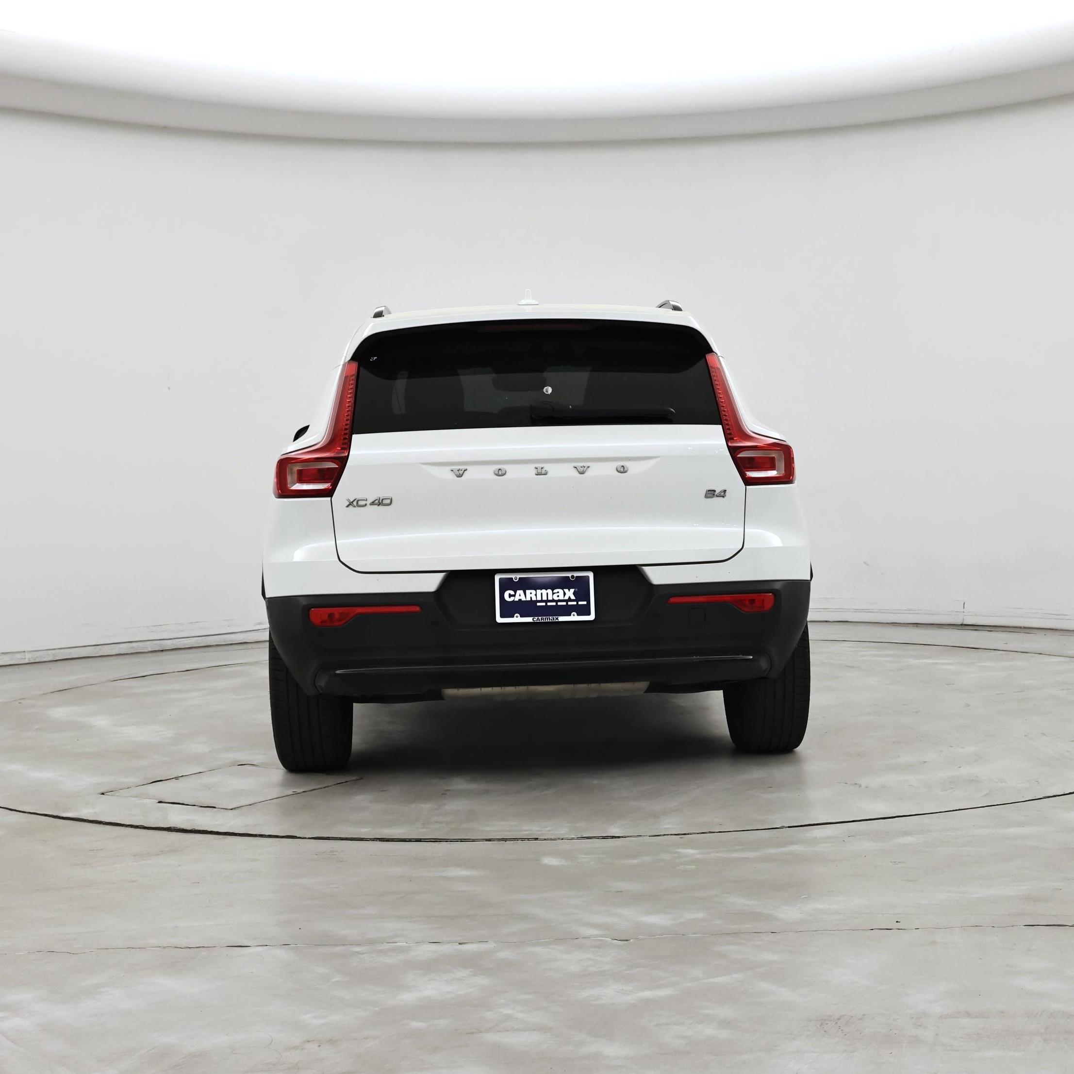 Thumbnail: 2023 Volvo XC40 - 6