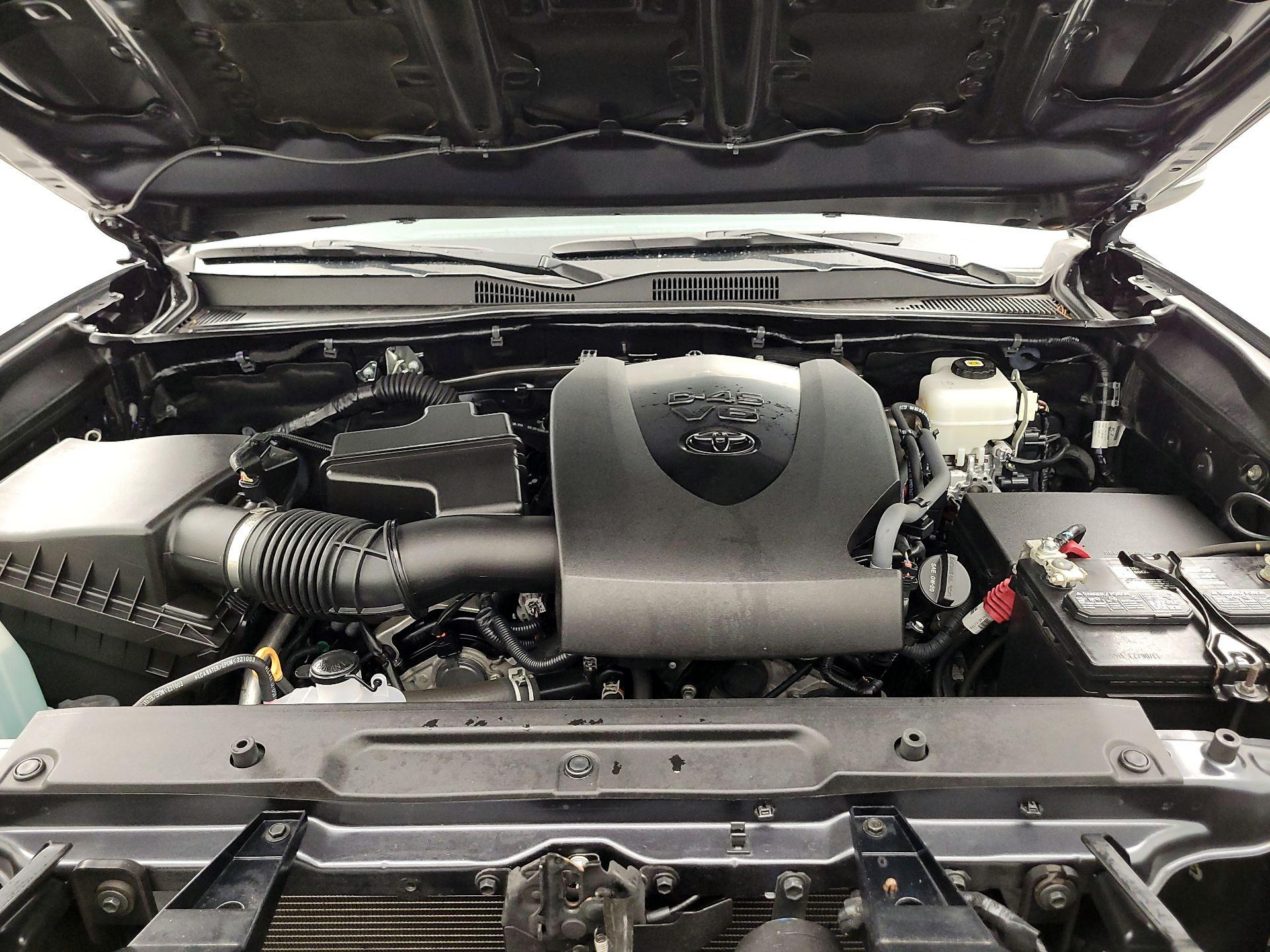 Thumbnail: 2023 Toyota Tacoma - 17