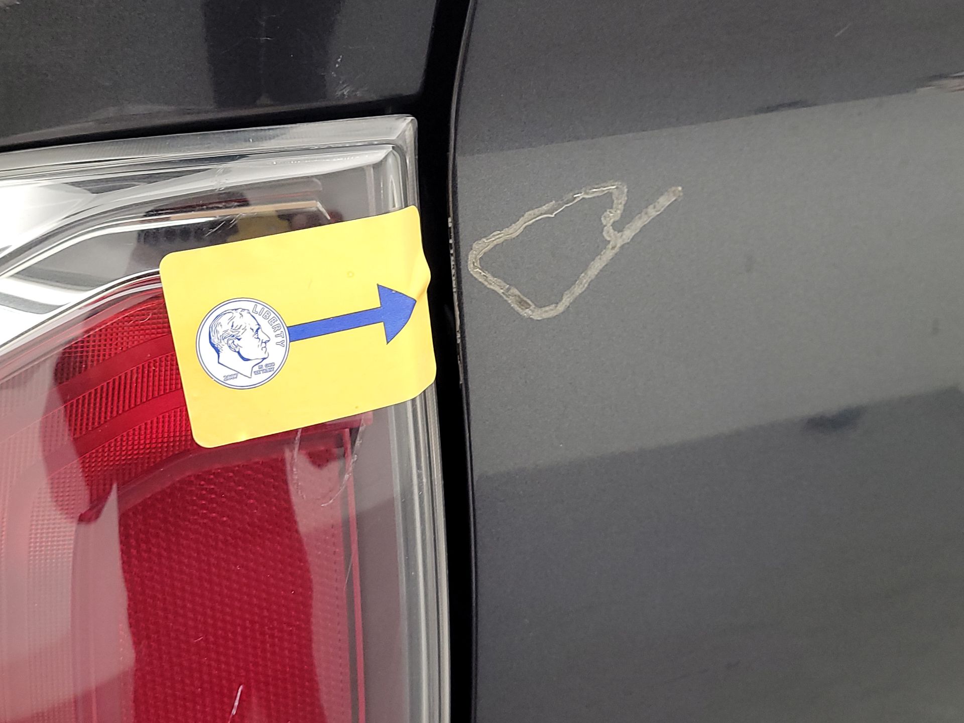 Thumbnail: 2023 Toyota Tacoma - 20