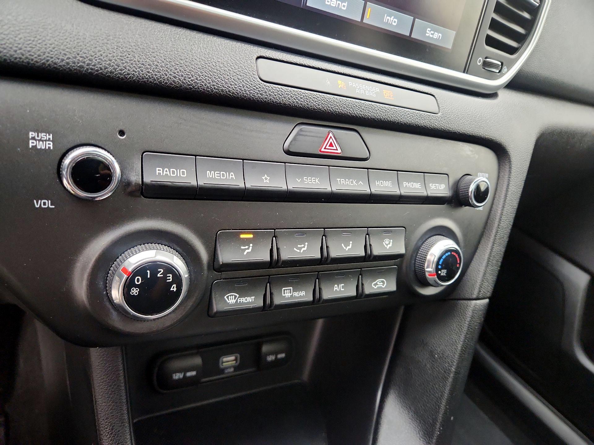 Thumbnail: 2021 Kia Sportage - 16