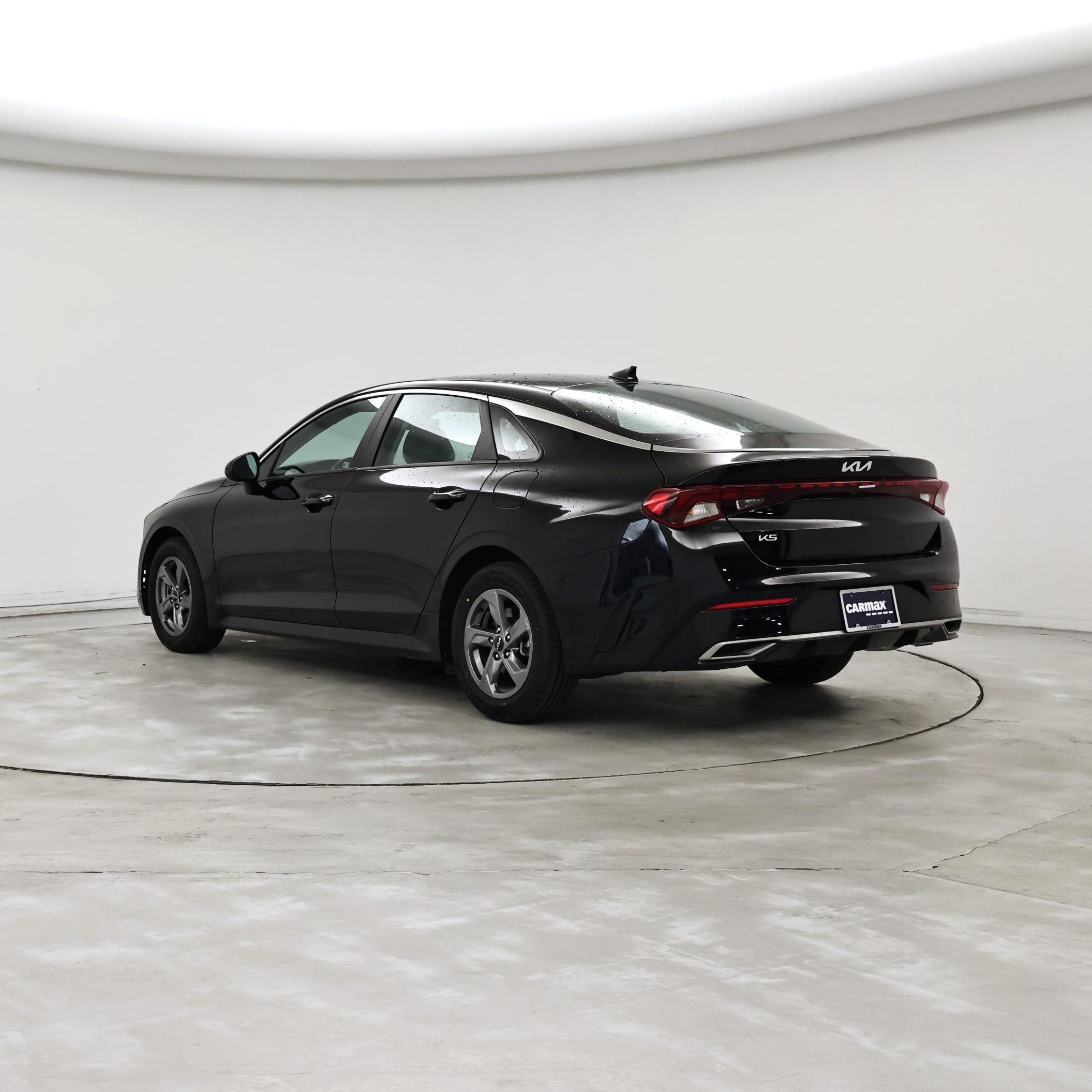 Thumbnail: 2023 Kia K5 - 2