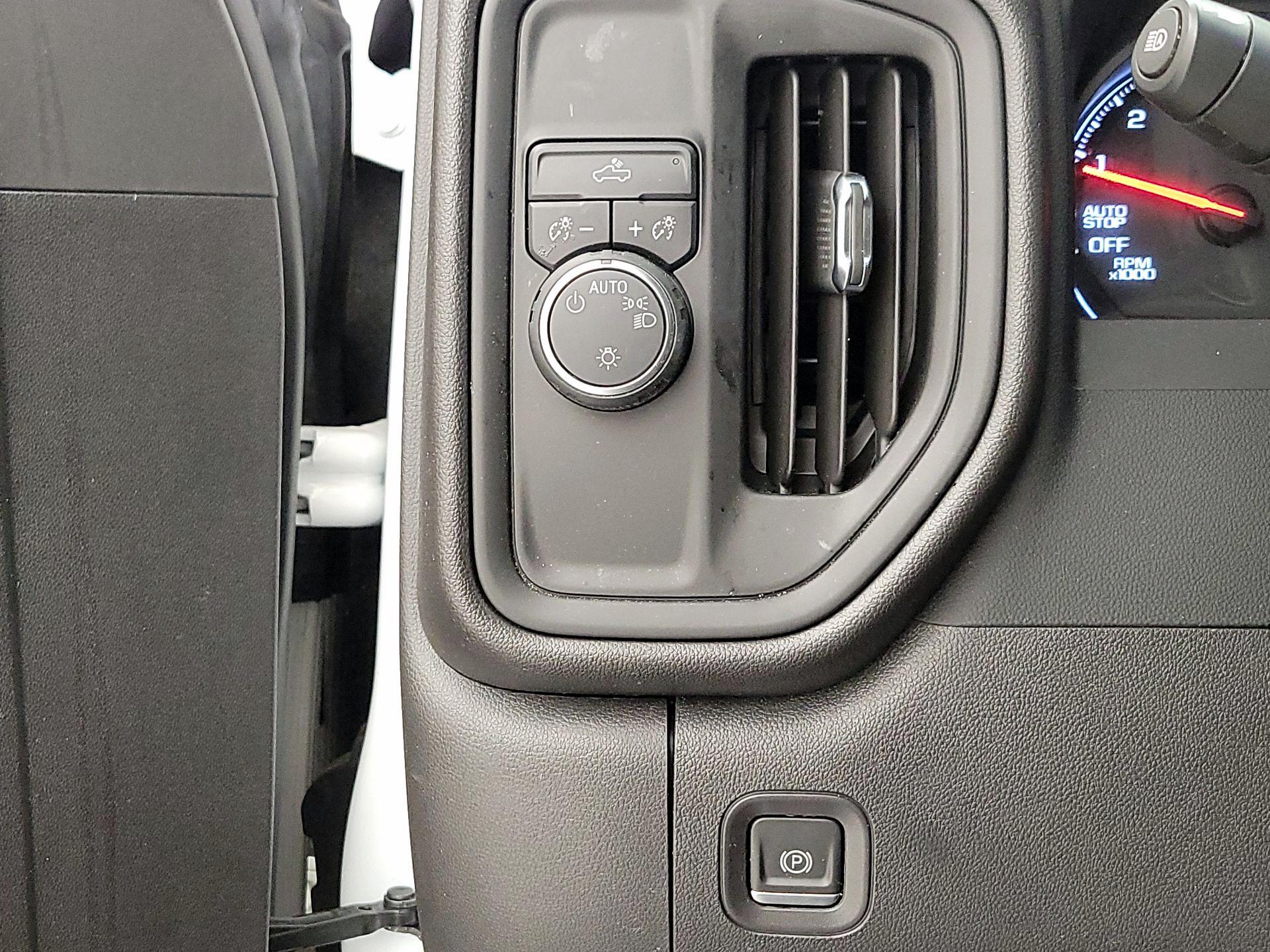 Thumbnail: 2024 Chevrolet Silverado 1500 - 13