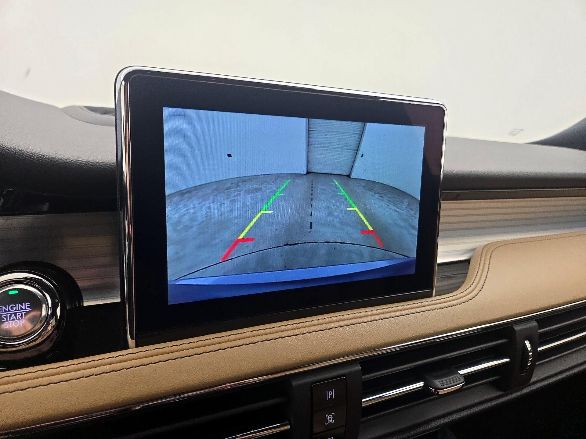 Thumbnail: 2022 Lincoln Corsair - 15