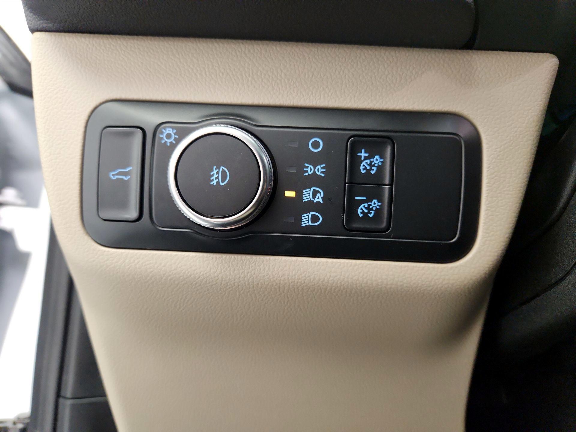 Thumbnail: 2022 Ford Escape - 13