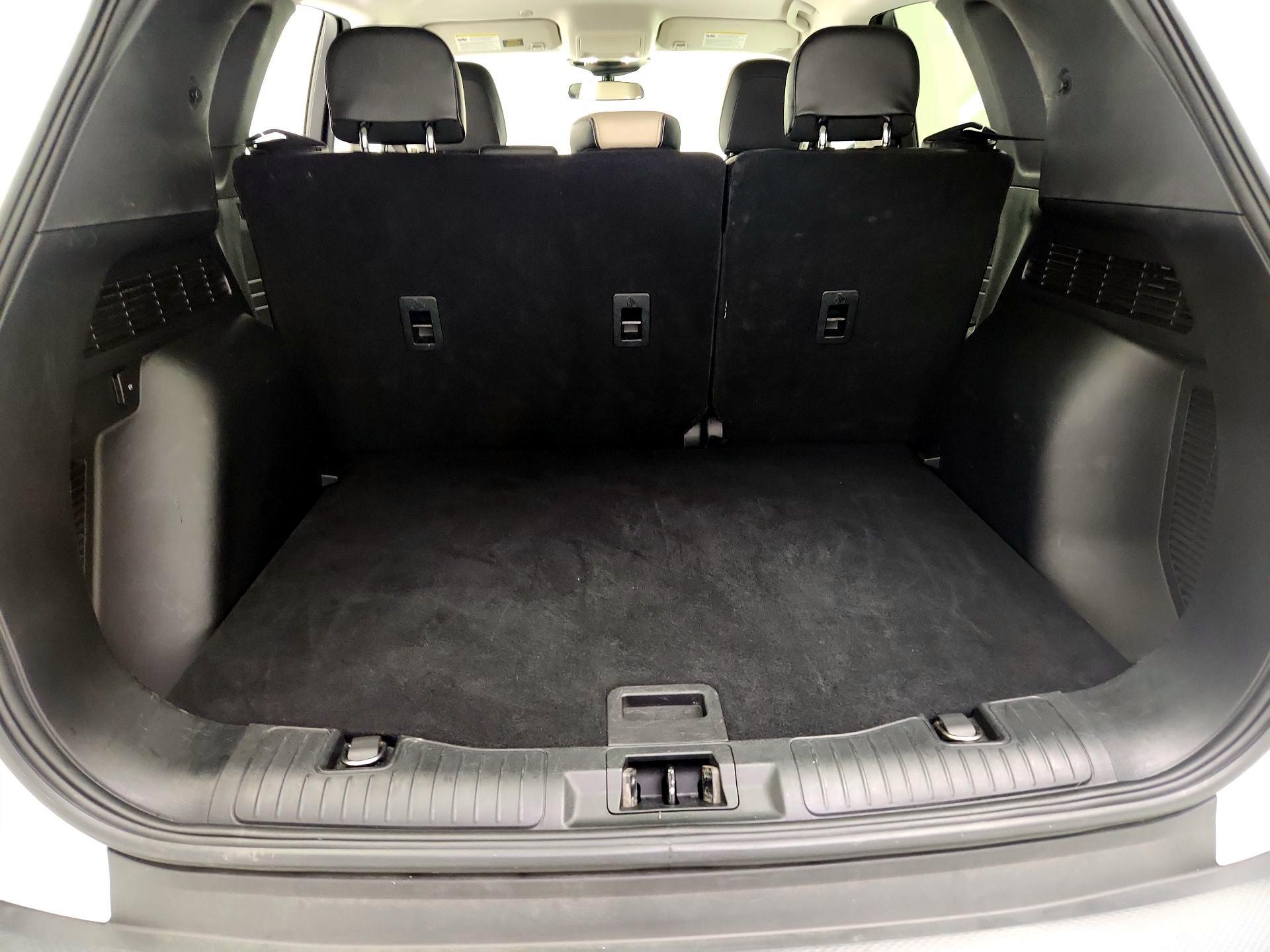 Thumbnail: 2022 Ford Escape - 20