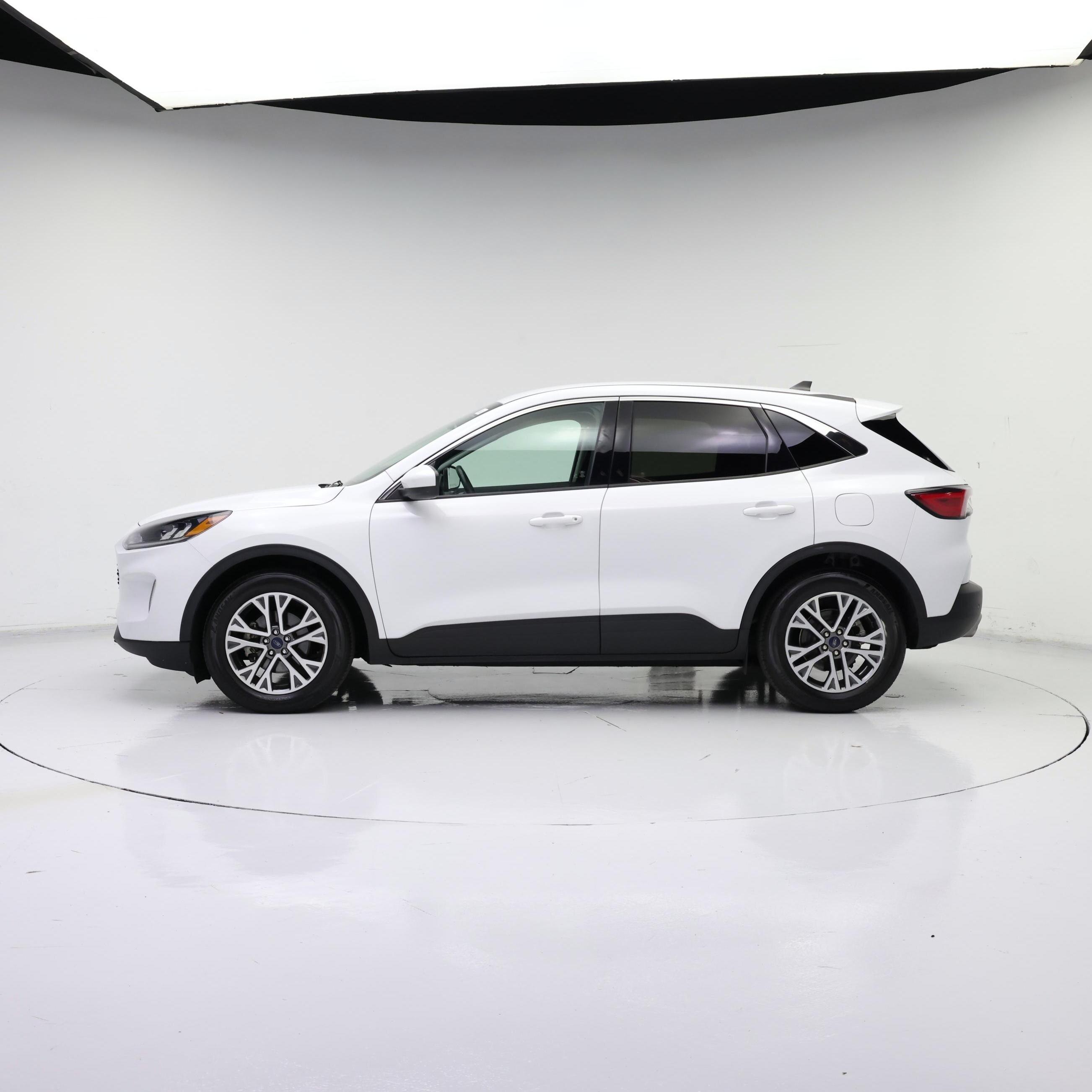 Thumbnail: 2022 Ford Escape - 3