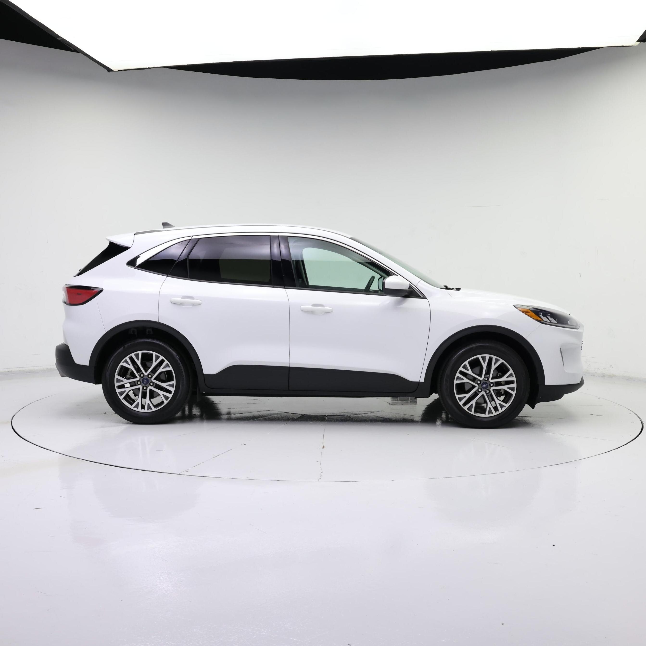 Thumbnail: 2022 Ford Escape - 7