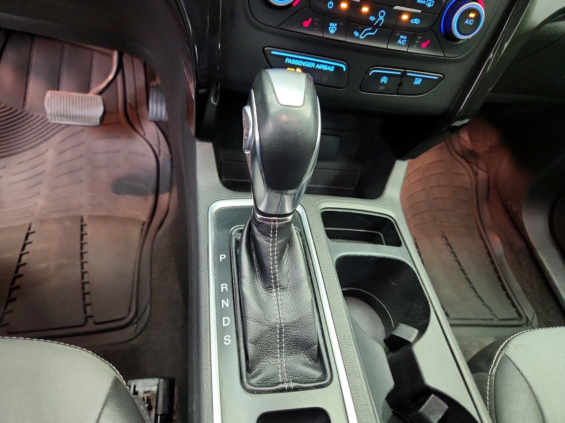 Thumbnail: 2019 Ford Escape - 17