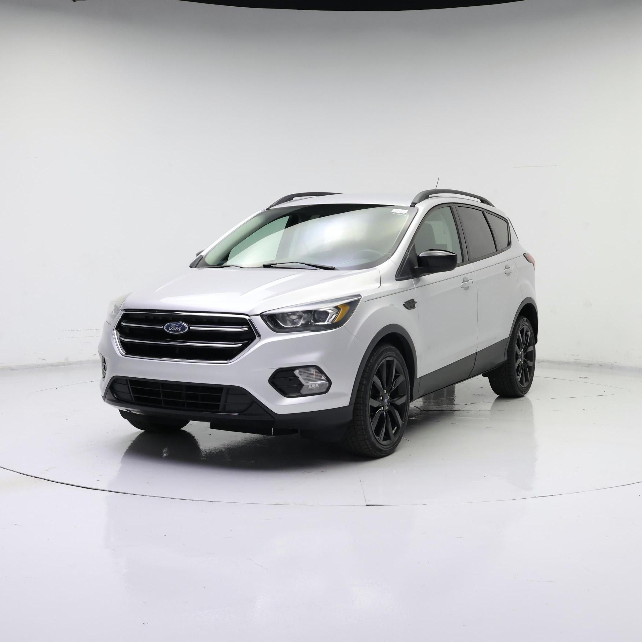 Thumbnail: 2019 Ford Escape - 4