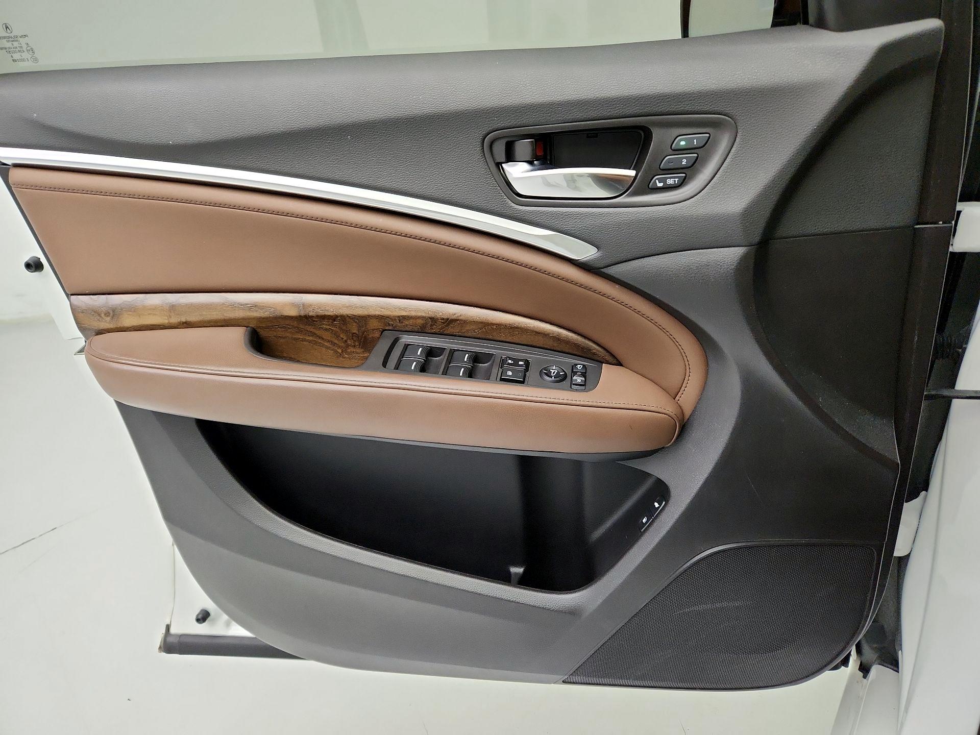 Thumbnail: 2019 Acura MDX - 12