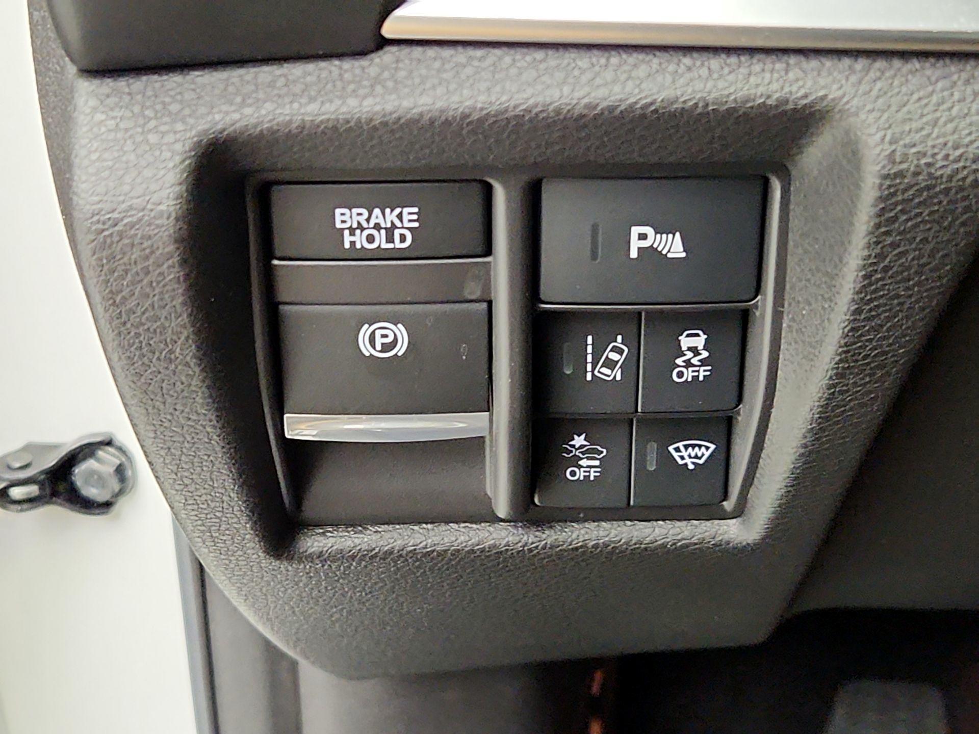 Thumbnail: 2019 Acura MDX - 13