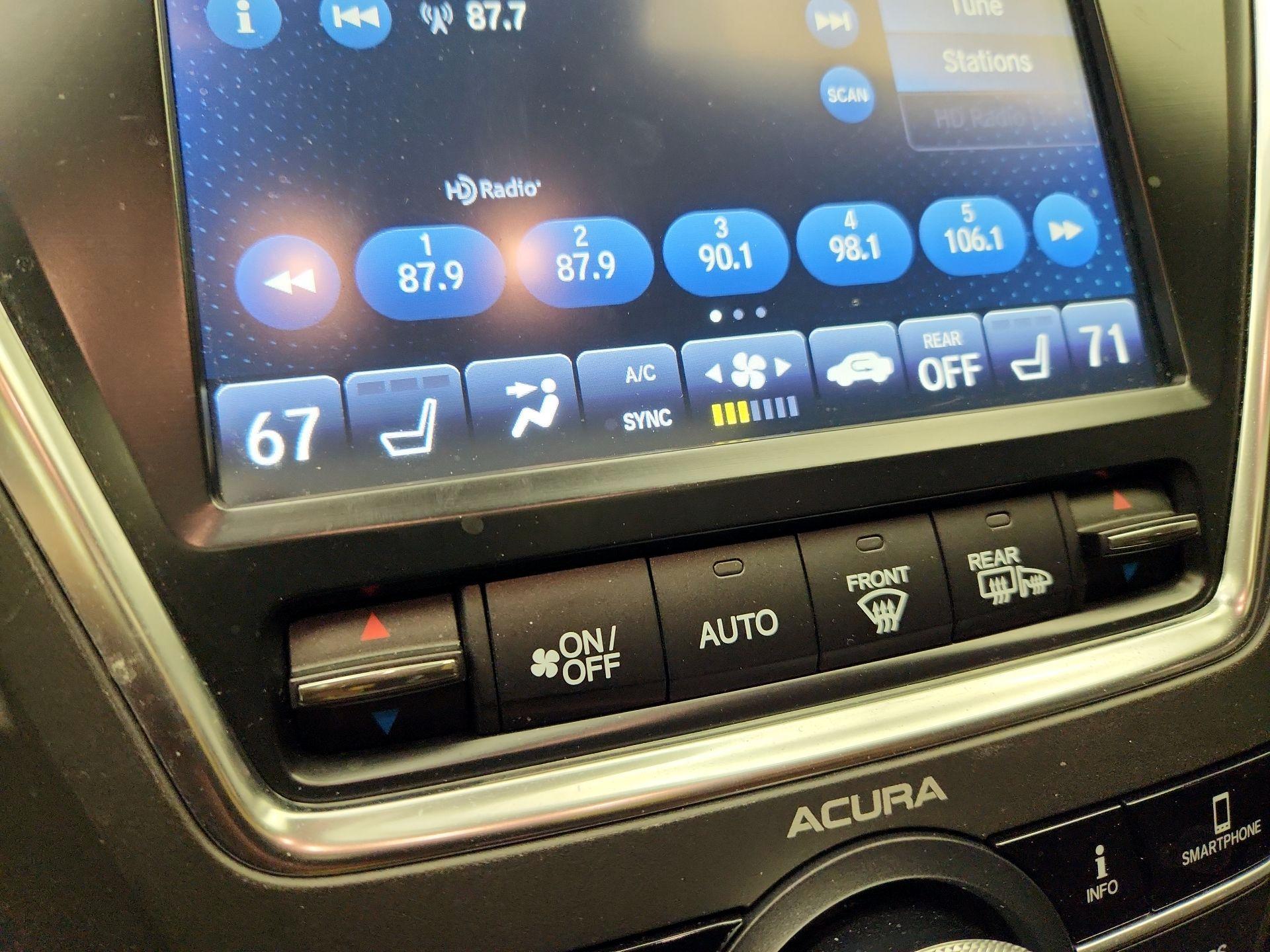 Thumbnail: 2019 Acura MDX - 17