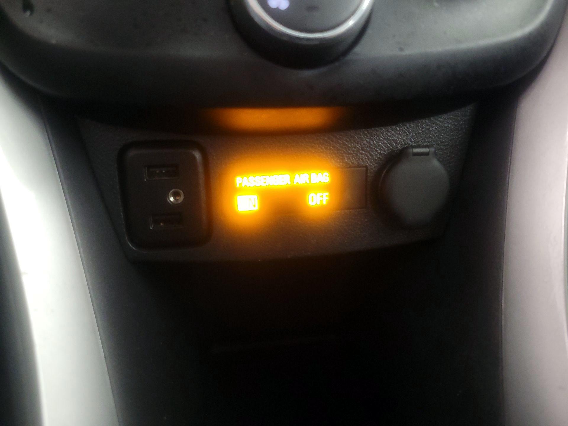 Thumbnail: 2019 Chevrolet Trax - 18