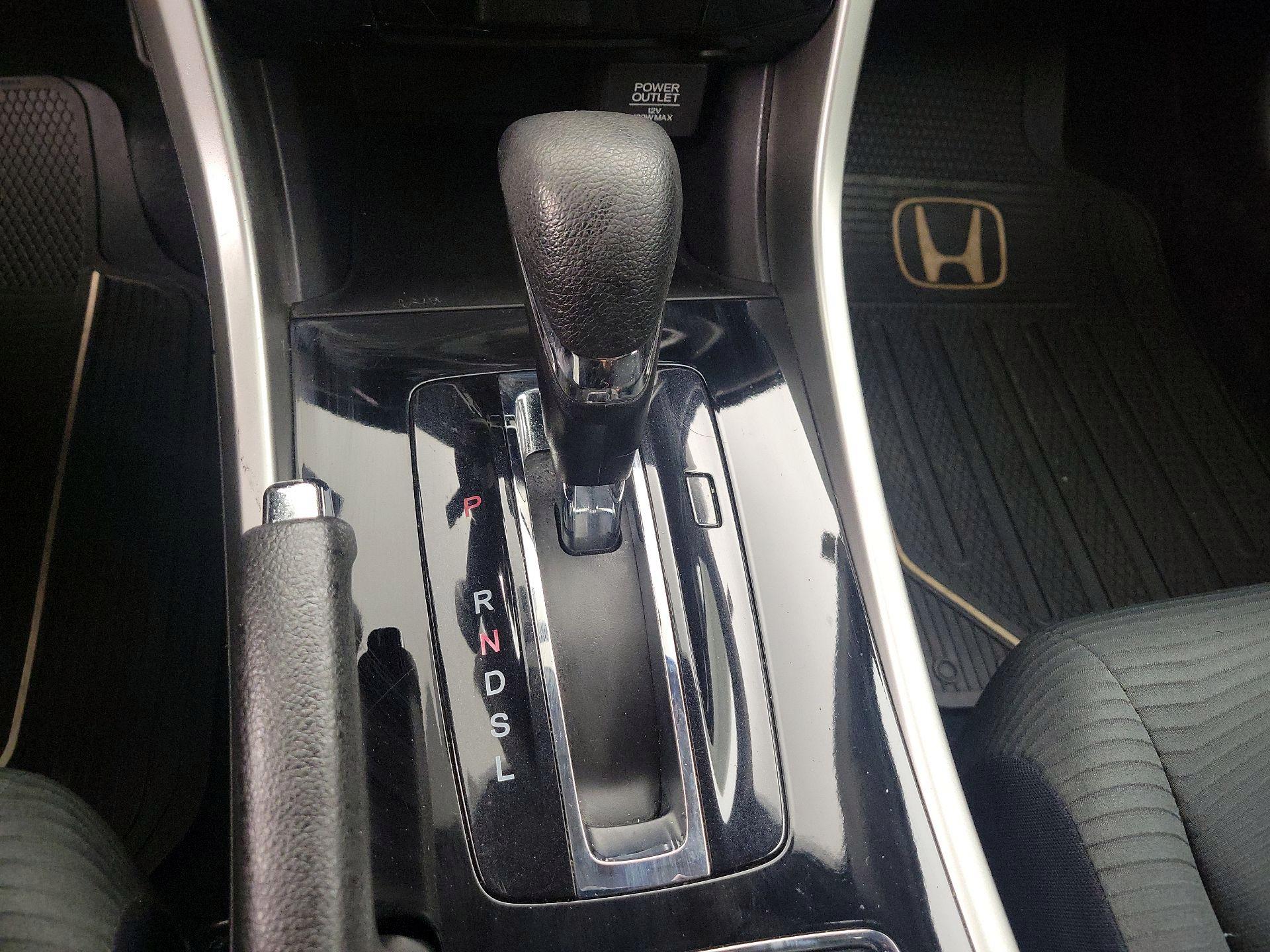 Thumbnail: 2017 Honda Accord - 17