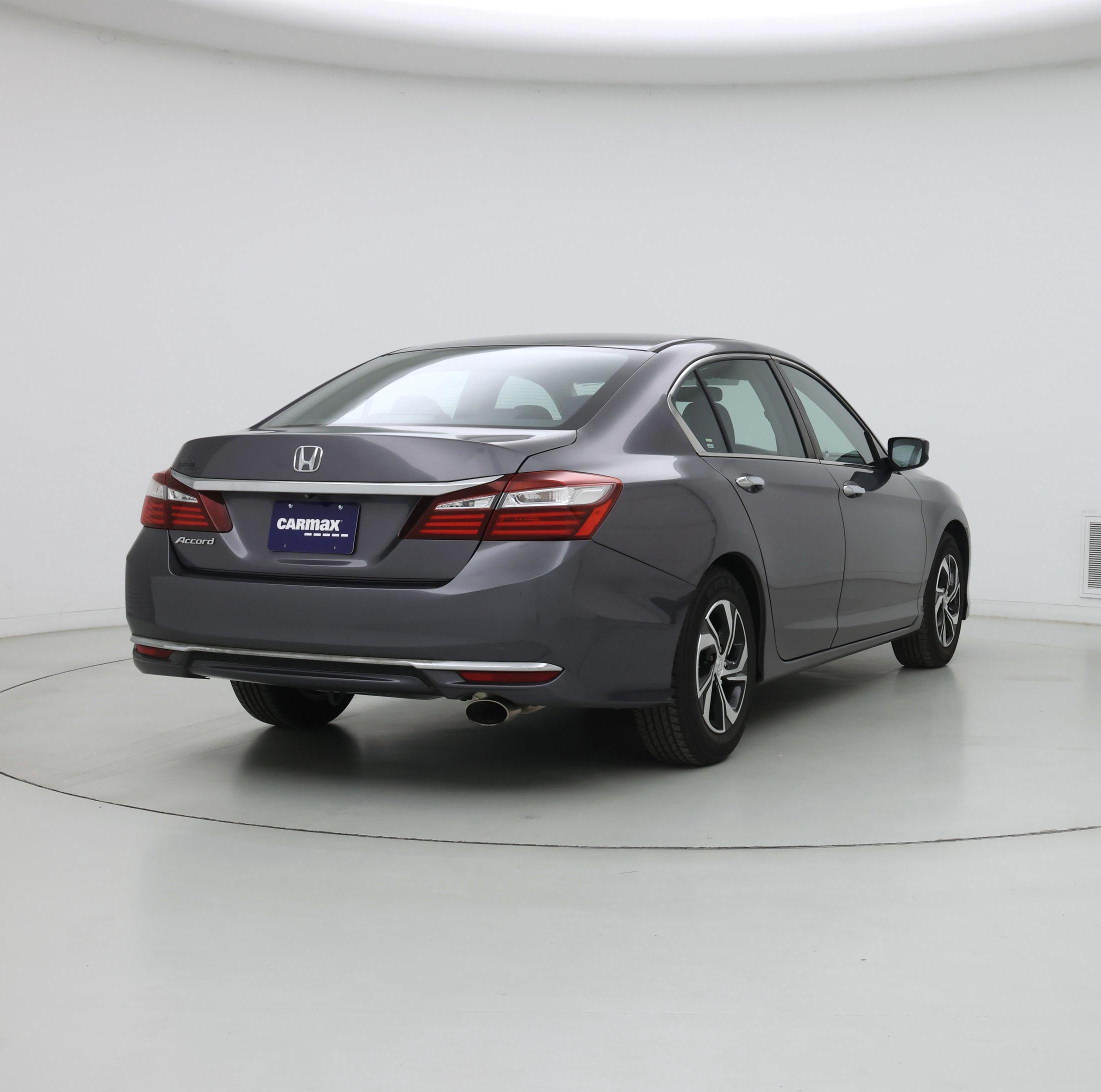 Thumbnail: 2017 Honda Accord - 8