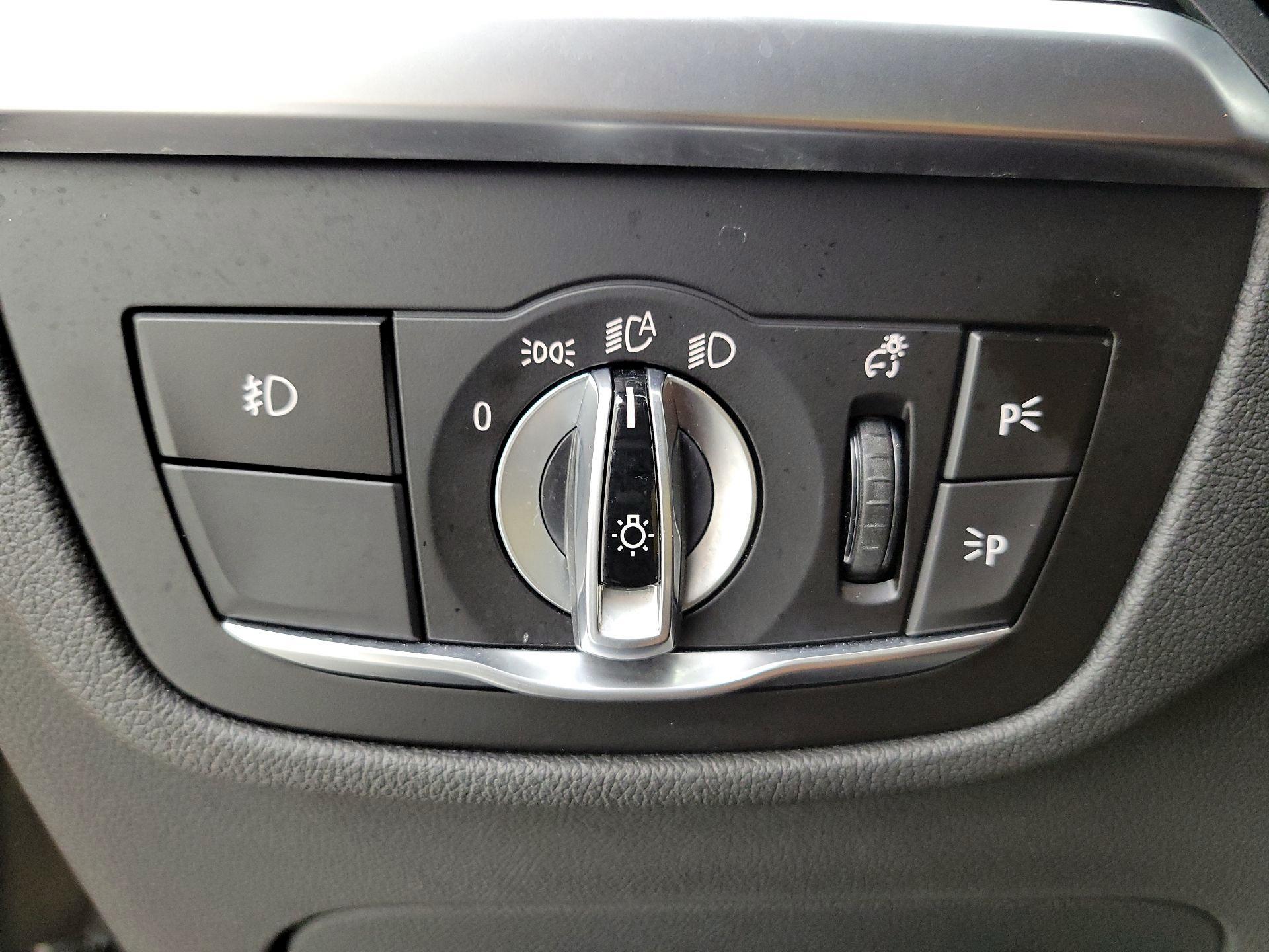 Thumbnail: 2021 BMW X3 - 13