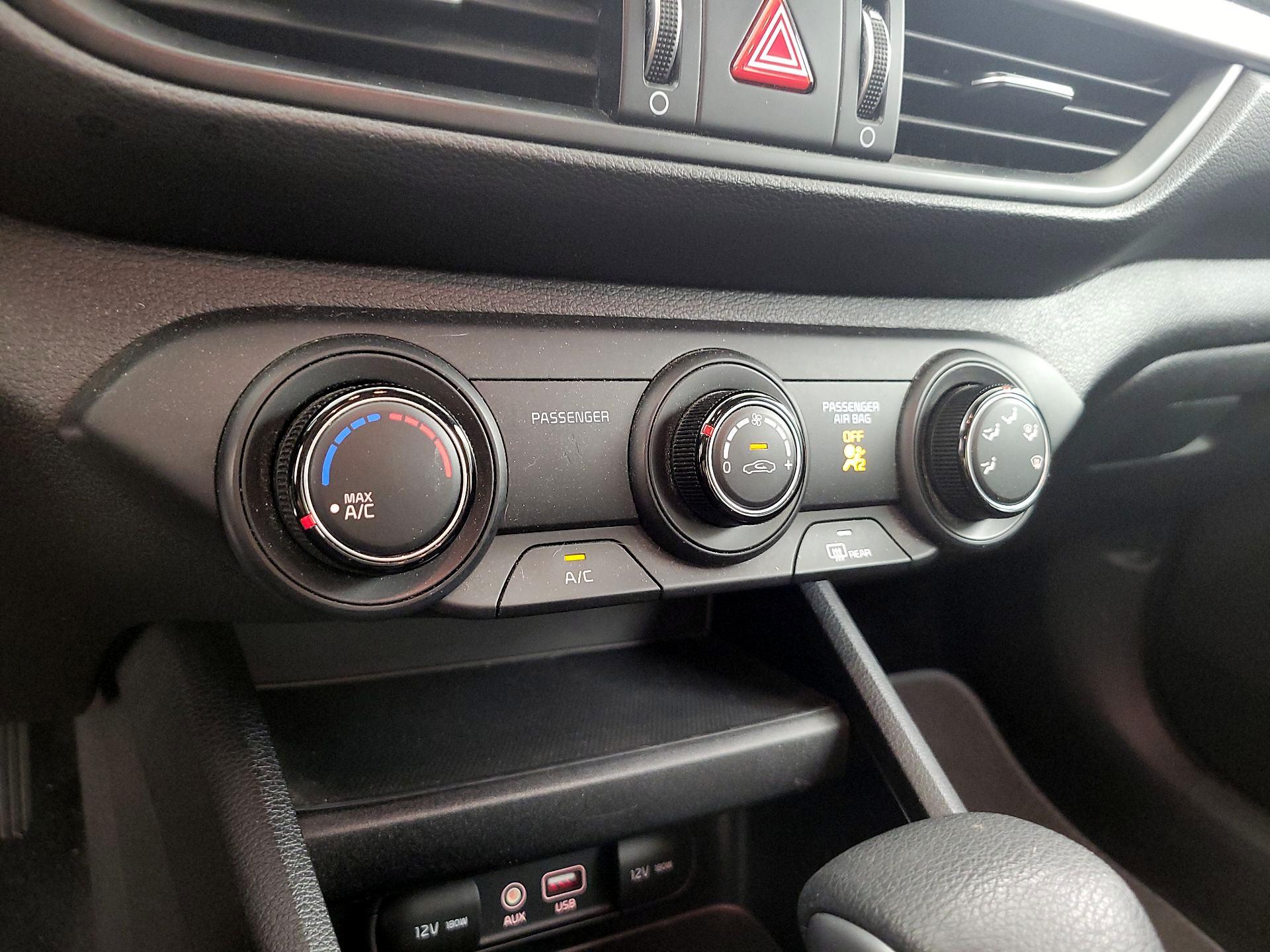 Thumbnail: 2020 Kia Forte - 14