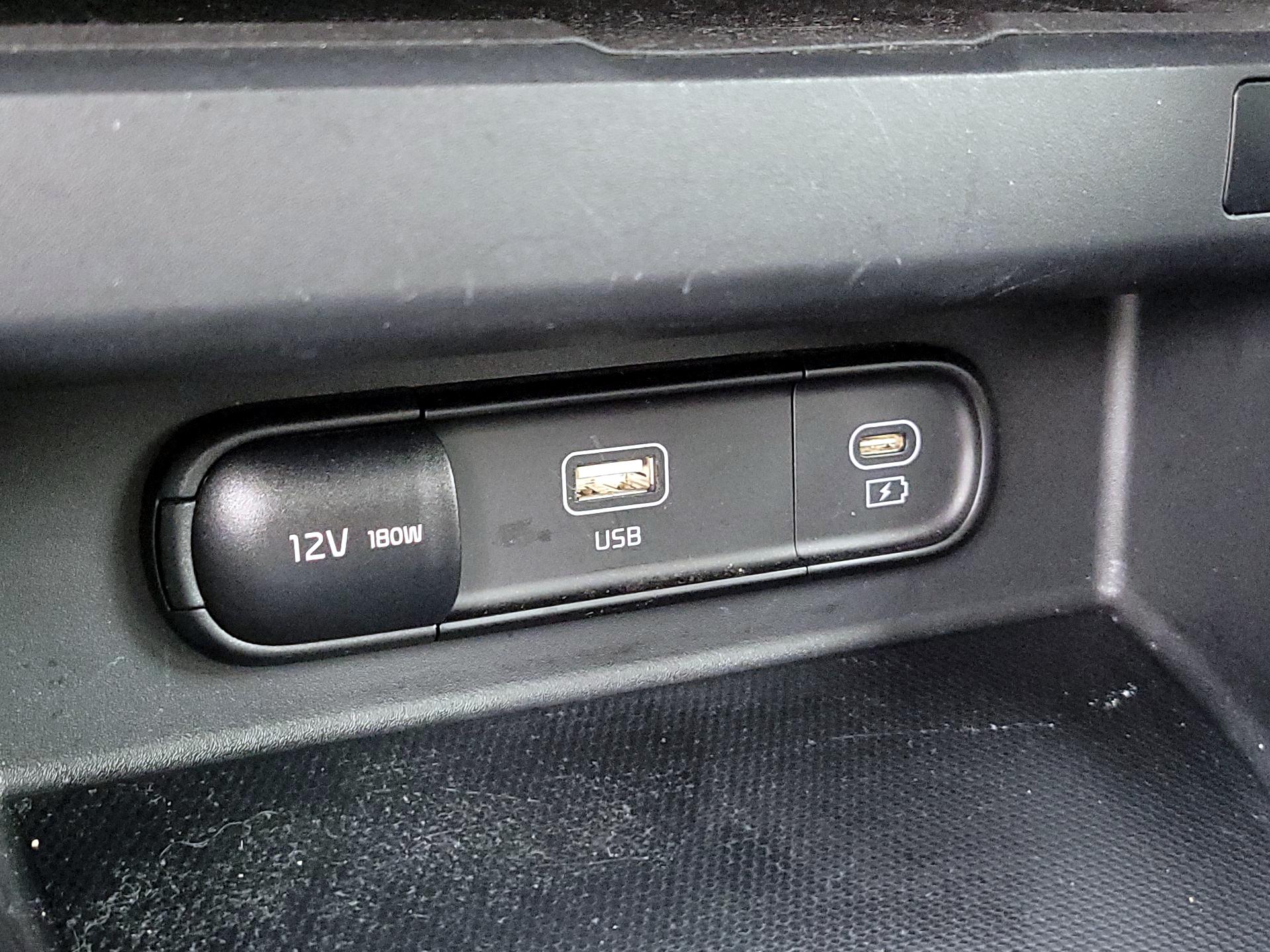 Thumbnail: 2024 Kia Seltos - 19