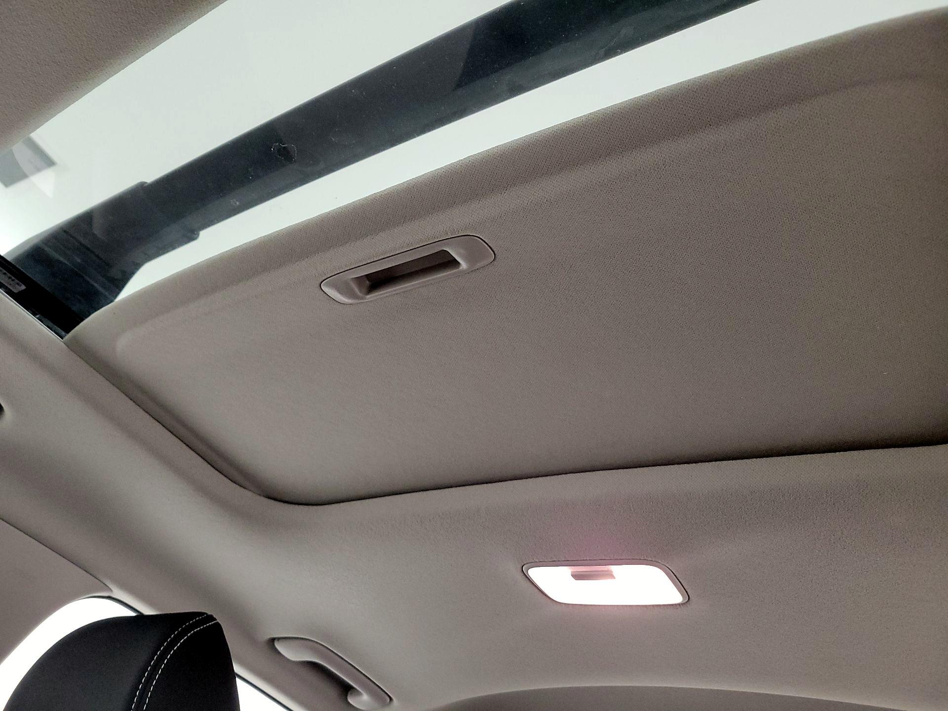 Thumbnail: 2022 Hyundai Venue - 19