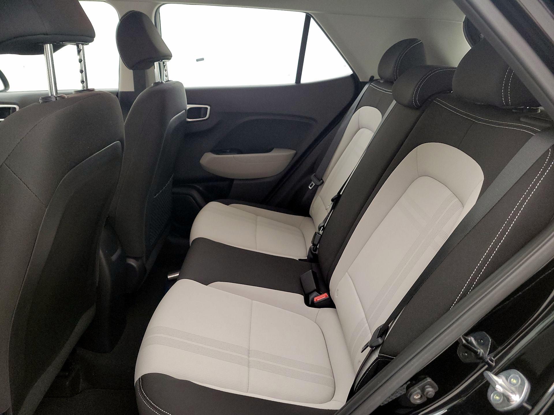 Thumbnail: 2022 Hyundai Venue - 20