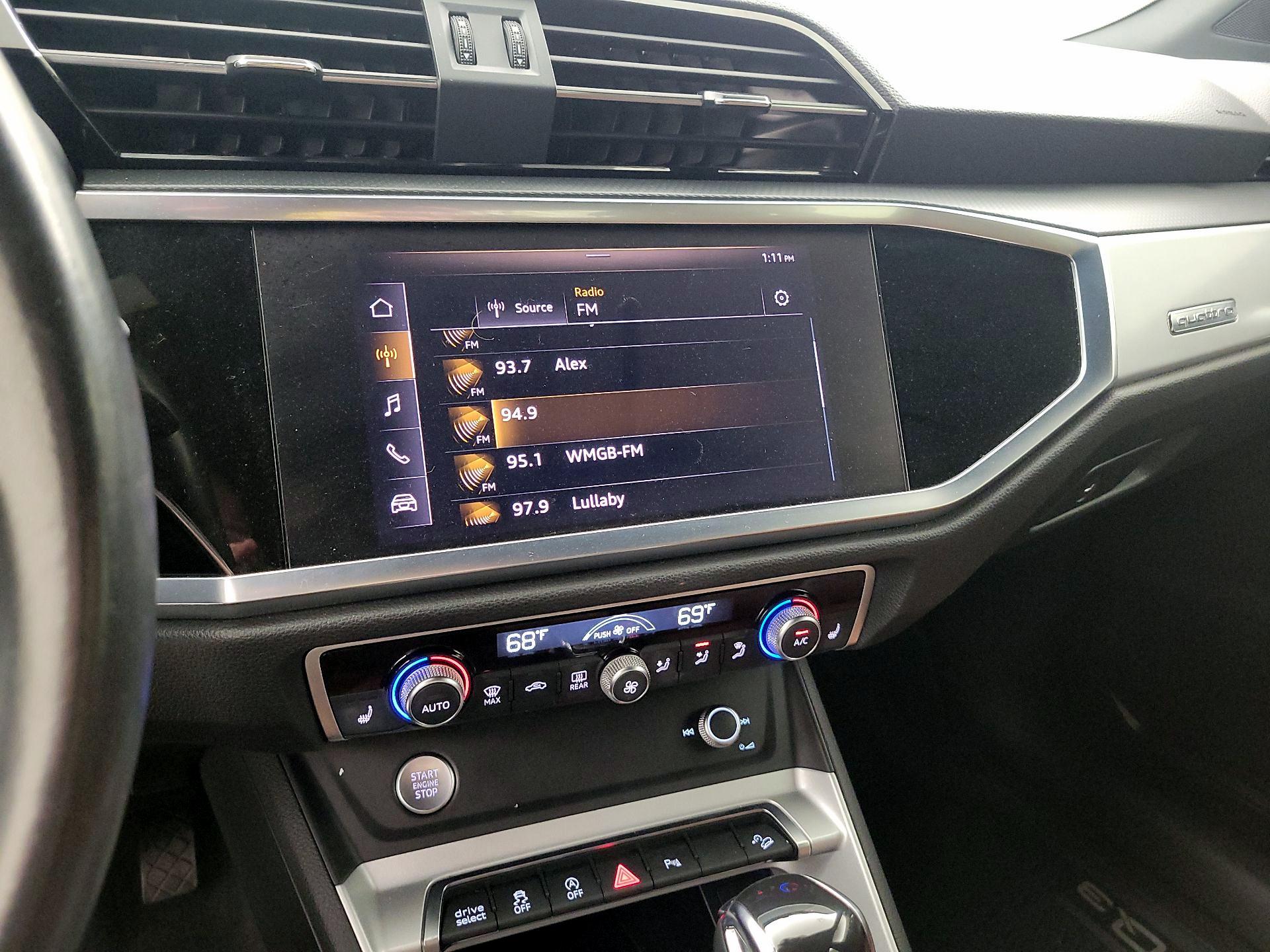 Thumbnail: 2020 Audi Q3 - 15