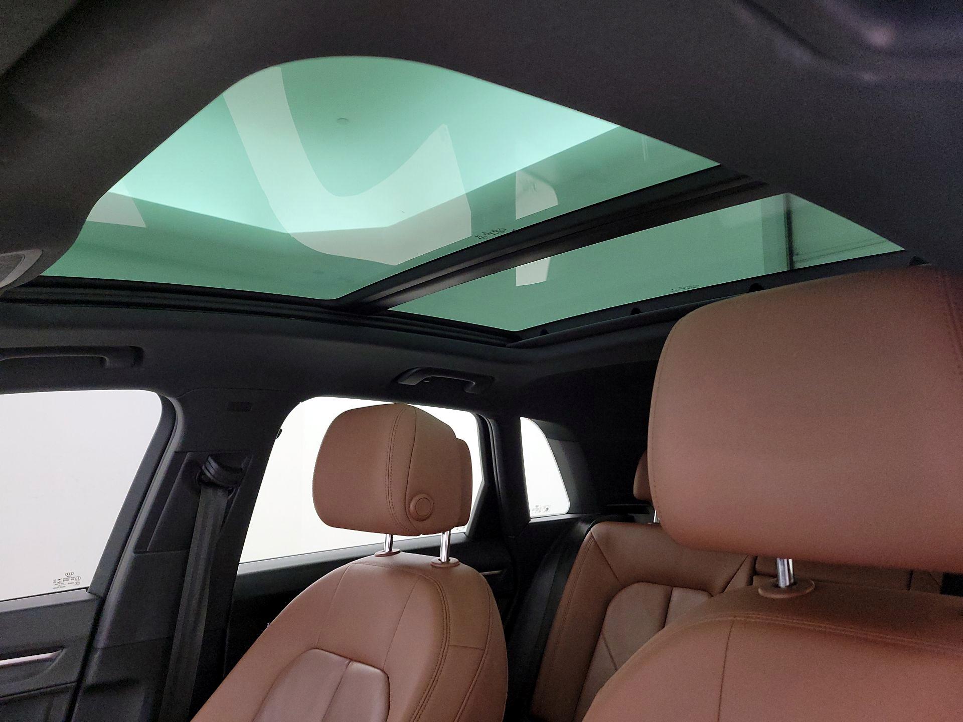 Thumbnail: 2020 Audi Q3 - 19