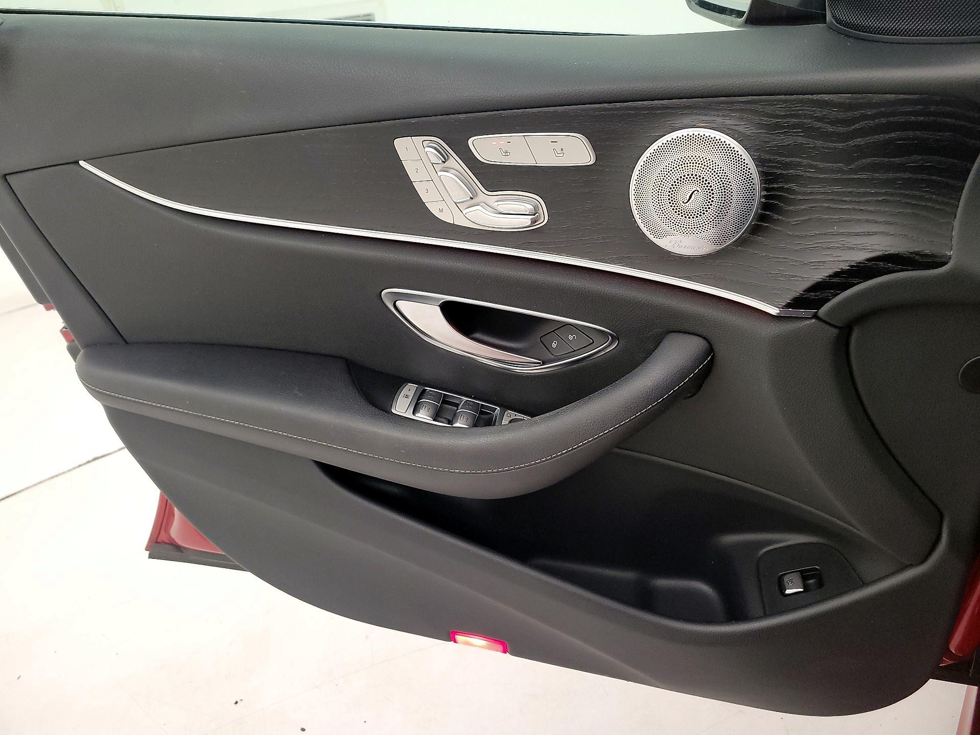 Thumbnail: 2020 Mercedes-Benz E-Class - 12