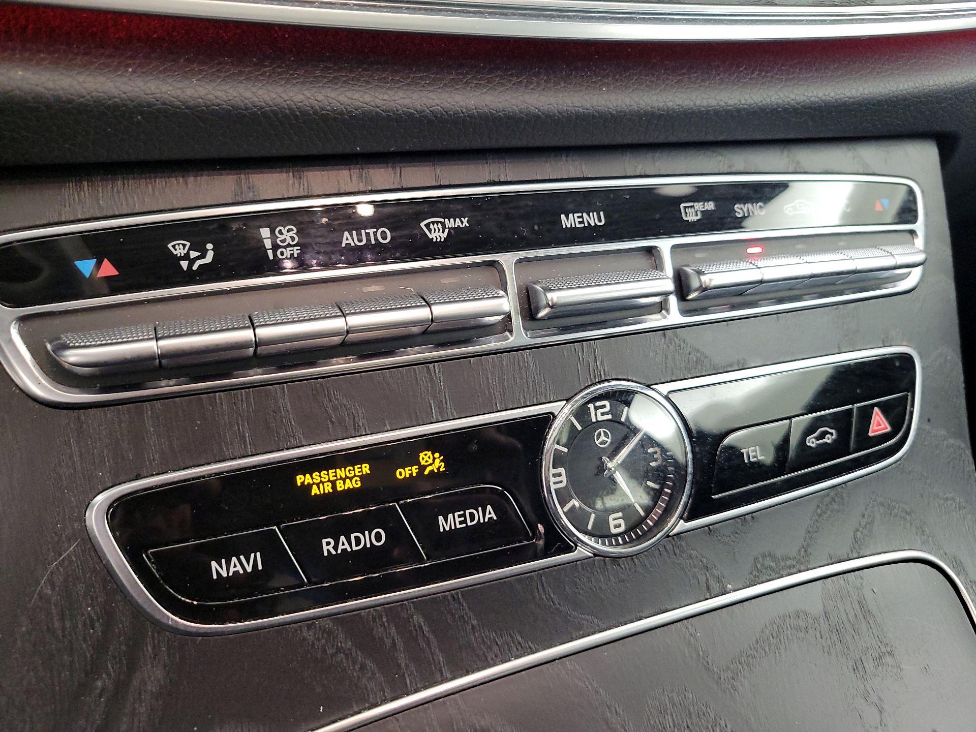 Thumbnail: 2020 Mercedes-Benz E-Class - 17