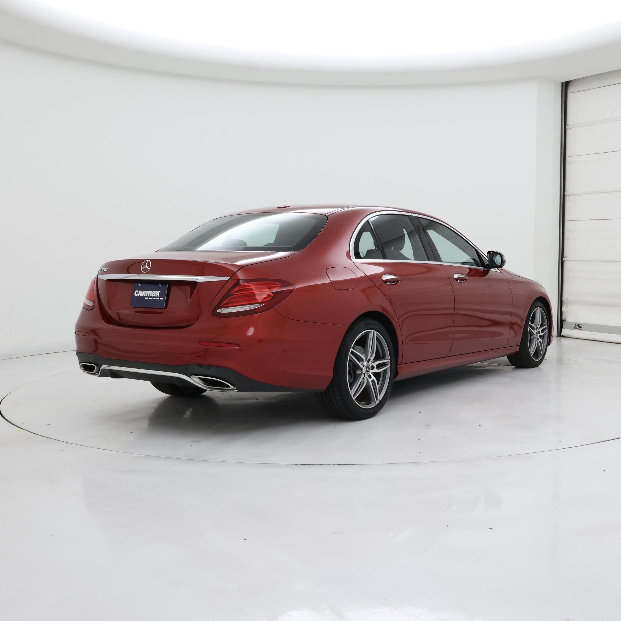 Thumbnail: 2020 Mercedes-Benz E-Class - 8