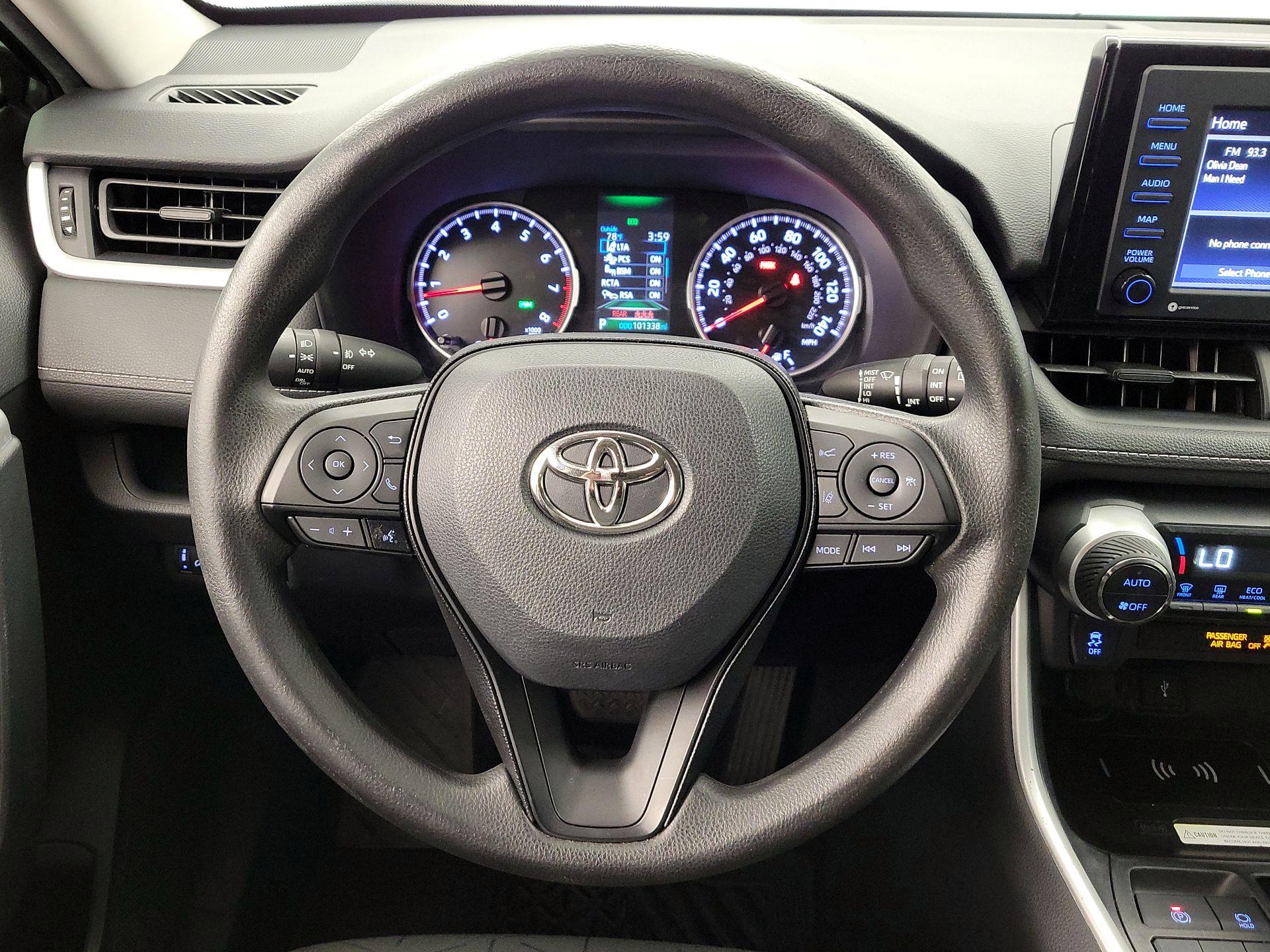 Thumbnail: 2021 Toyota RAV4 - 10