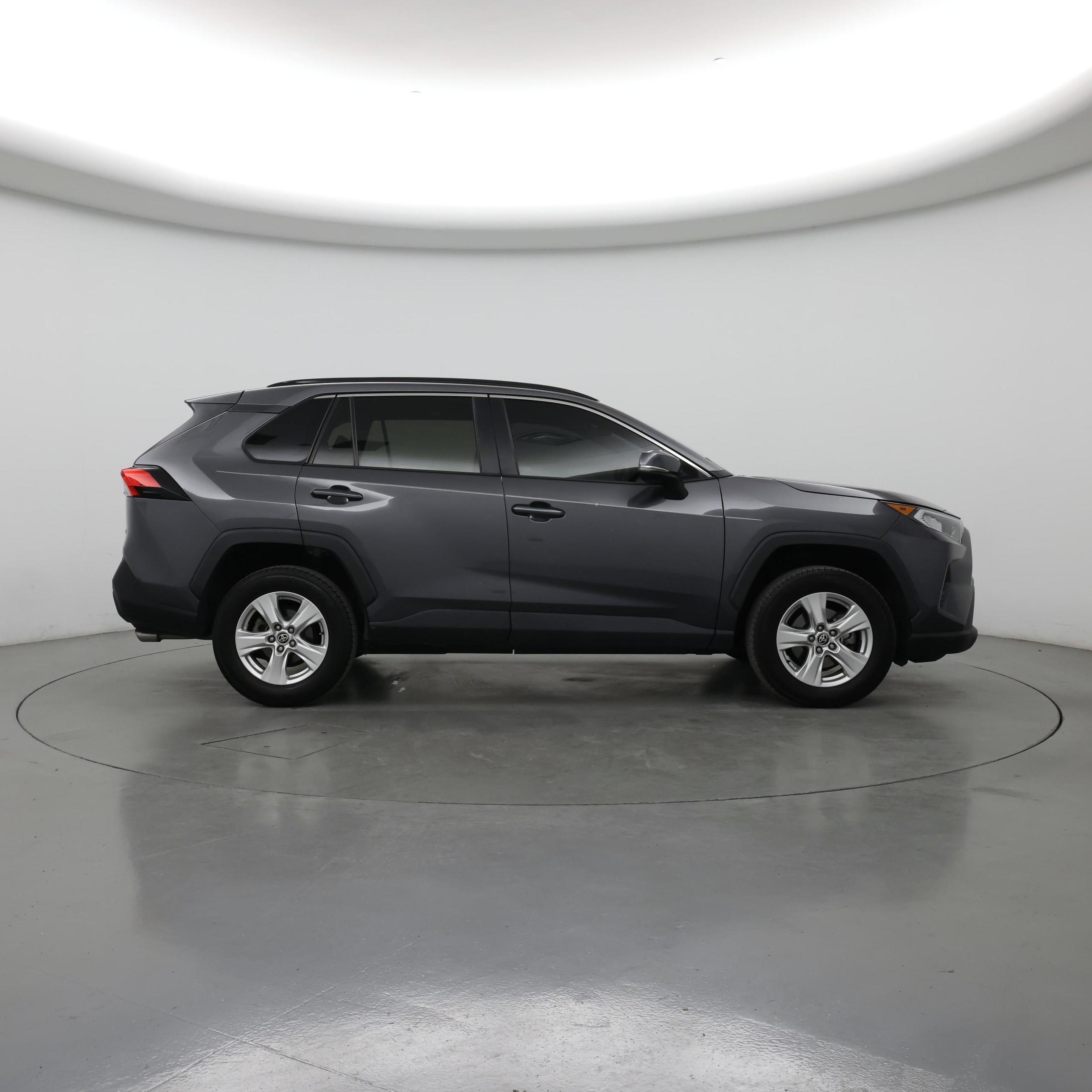 Thumbnail: 2021 Toyota RAV4 - 7