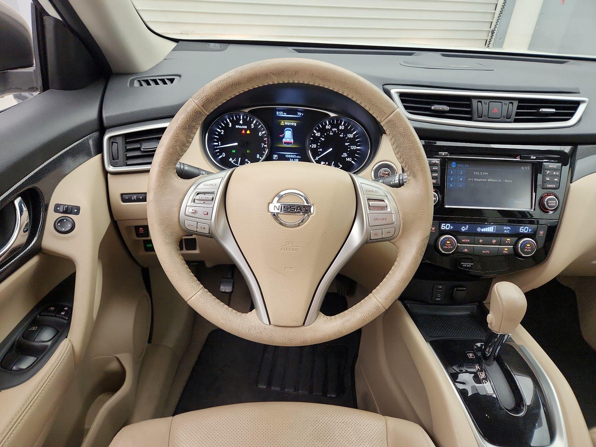 Thumbnail: 2015 Nissan Rogue - 10
